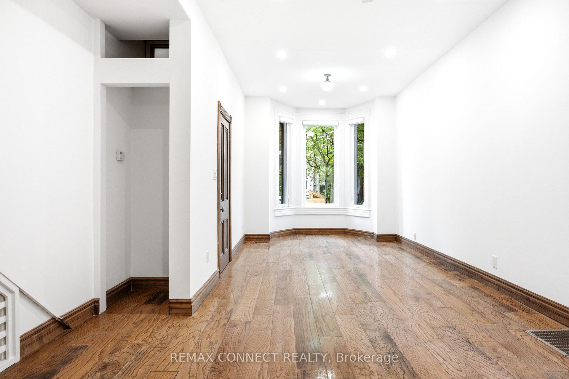 Photo 4 of Unit Main, 37 Noble Street, Toronto, Roncesvalles — HOMEH