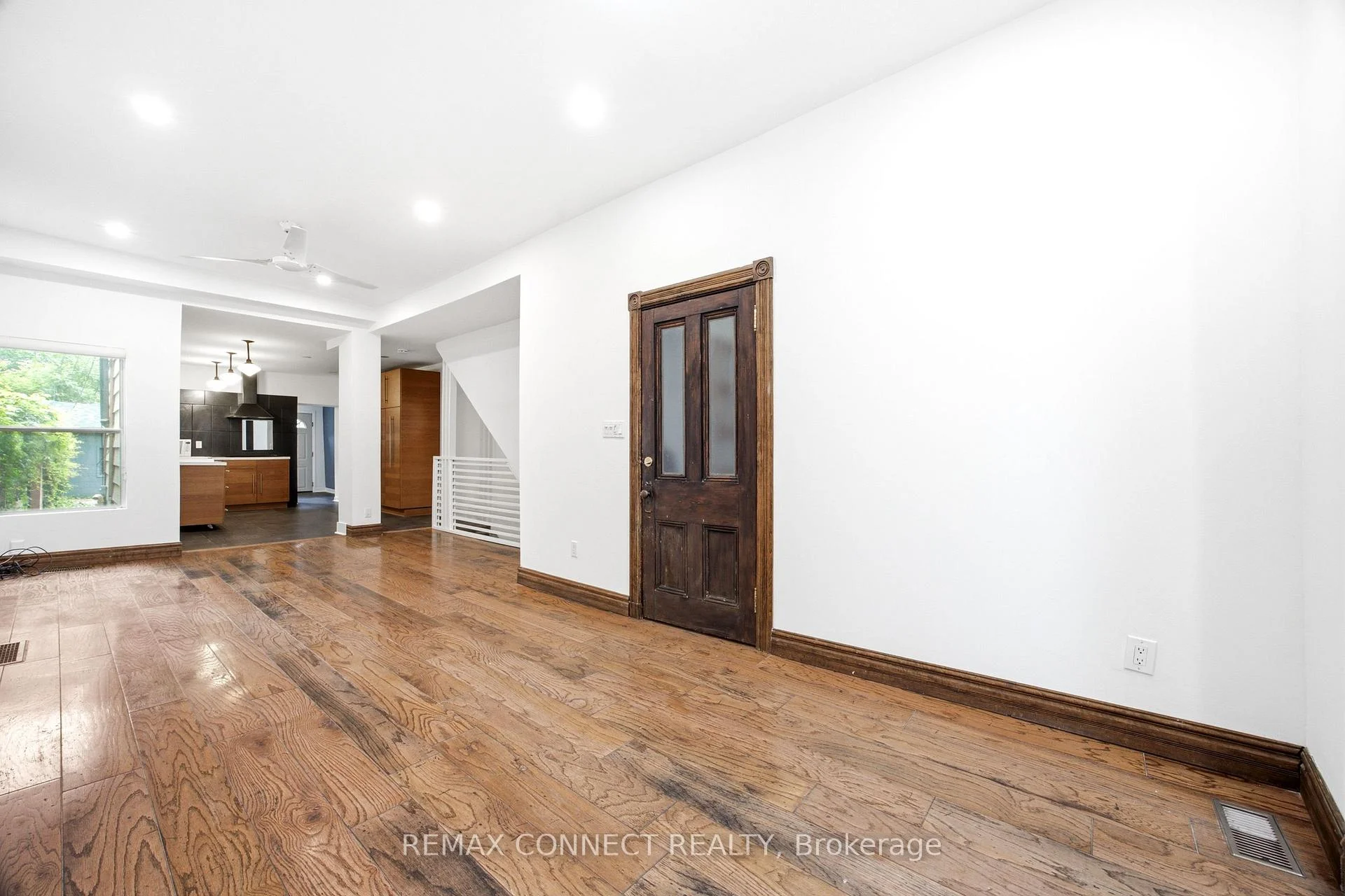 Photo 12 of Unit Main, 37 Noble Street, Toronto, Roncesvalles — HOMEH