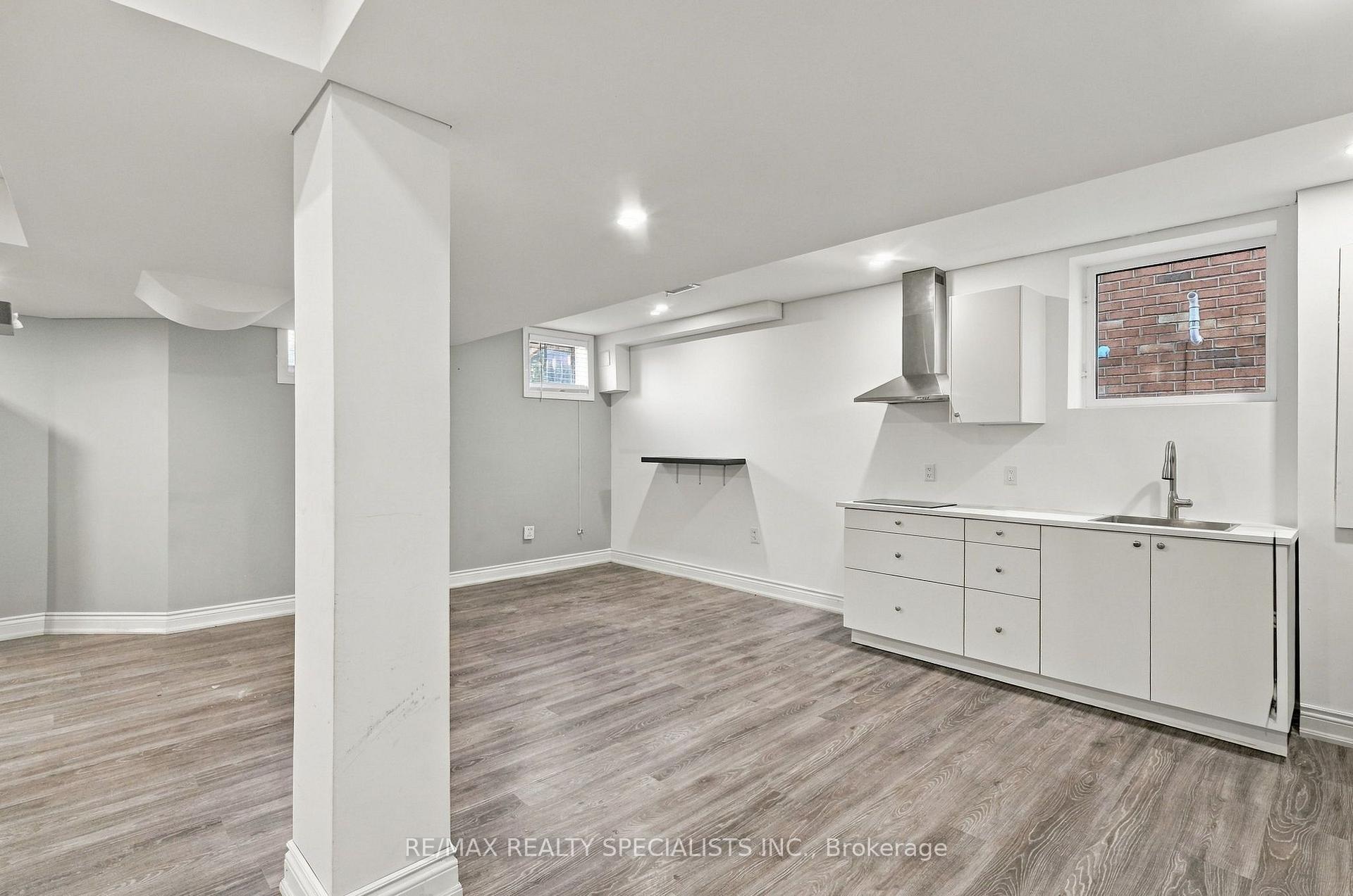 Photo 3 of Unit bsmt, 1011 Mccuaig Drive, Milton, Clarke — HOMEH