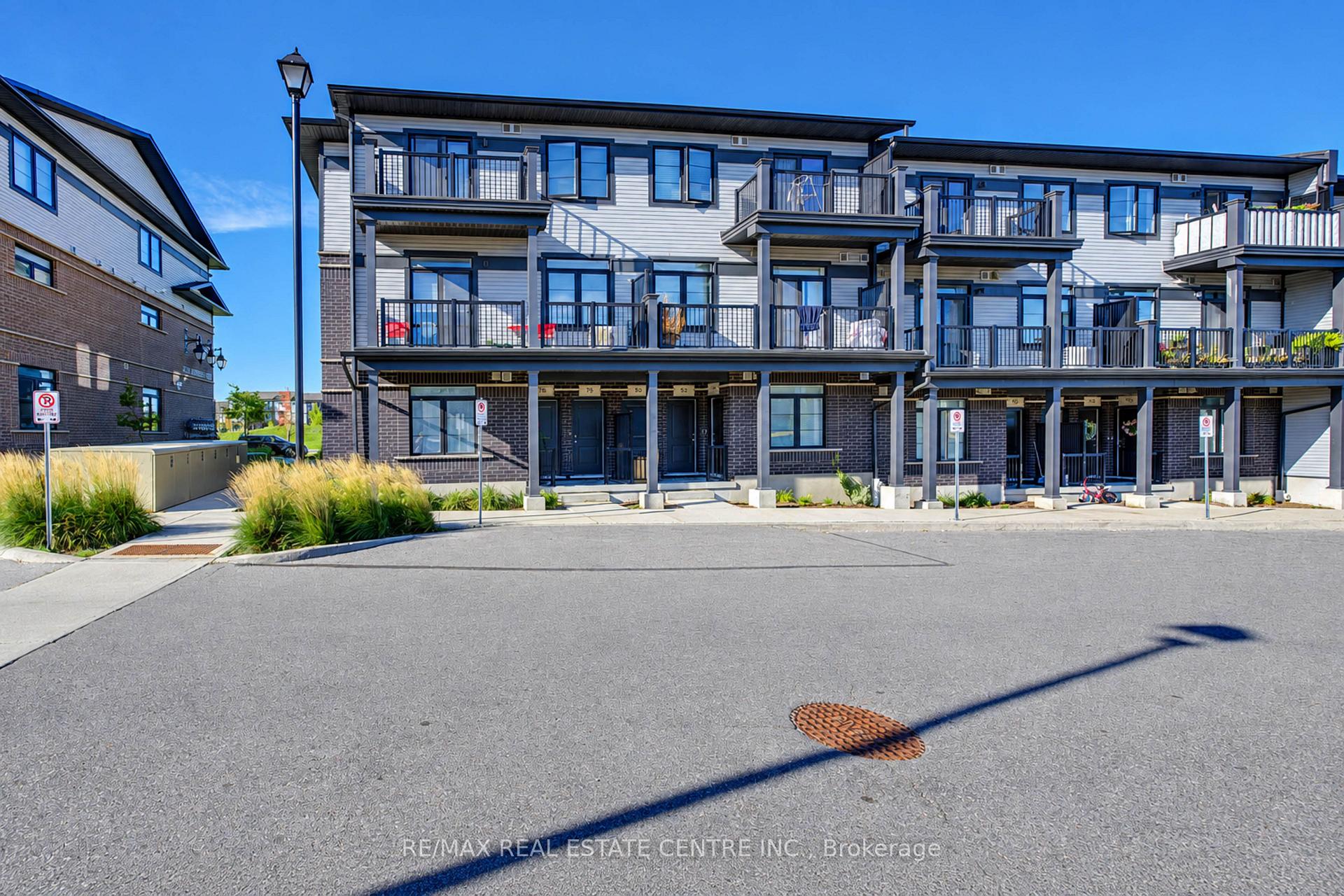 Photo 5 of Unit 37, 74 Wheat Lane, Kitchener, Huron Park — HOMEH
