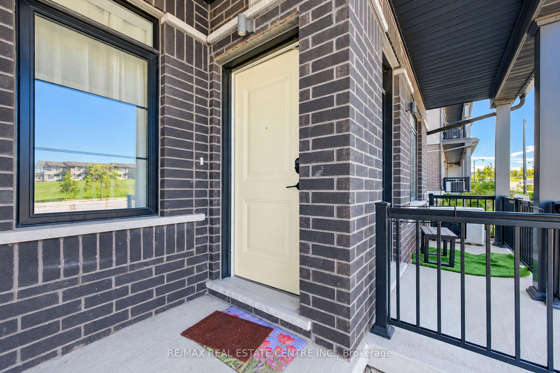 Photo 8 of Unit 37, 74 Wheat Lane, Kitchener, Huron Park — HOMEH