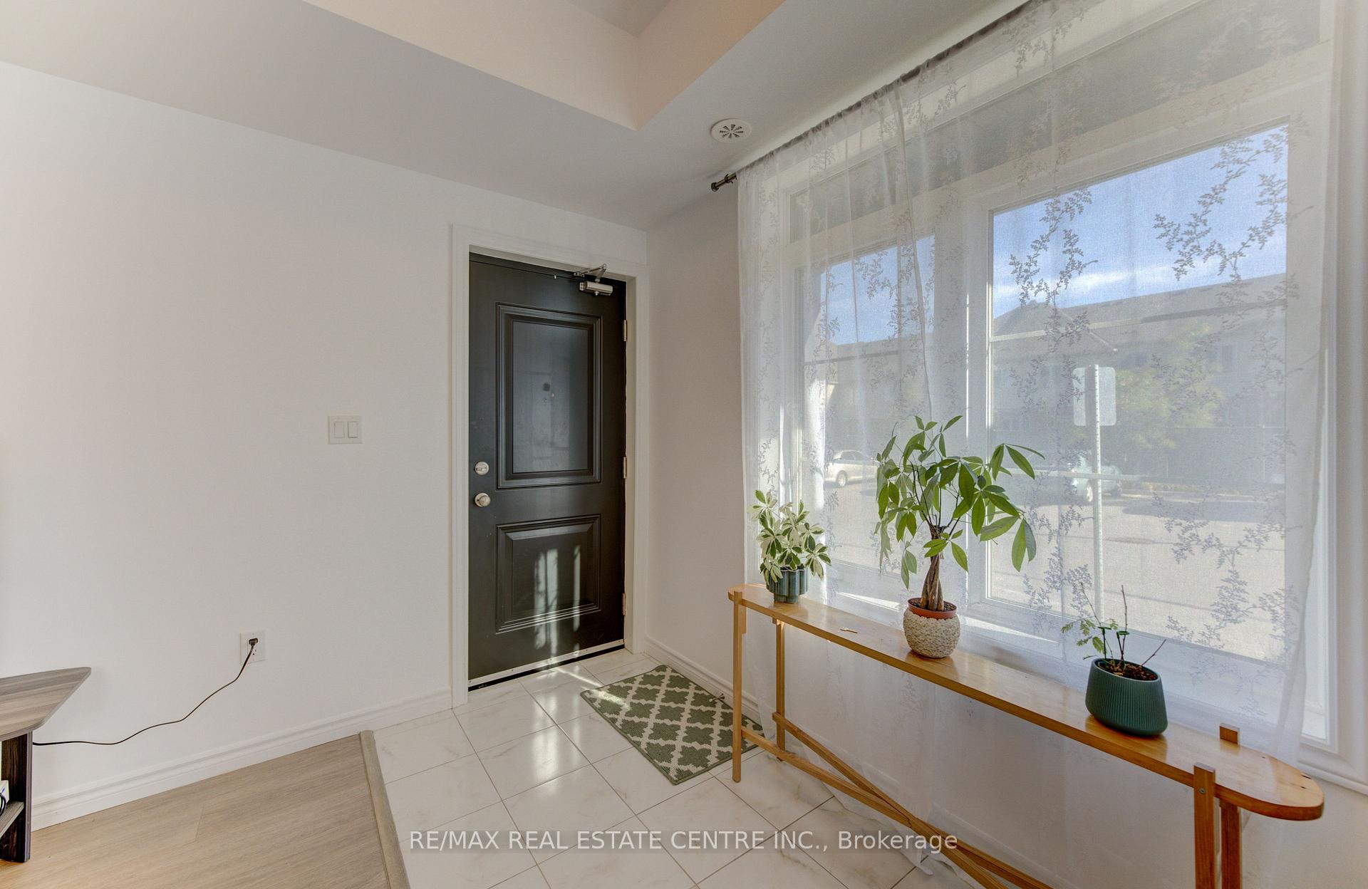 Photo 15 of Unit 37, 74 Wheat Lane, Kitchener, Huron Park — HOMEH