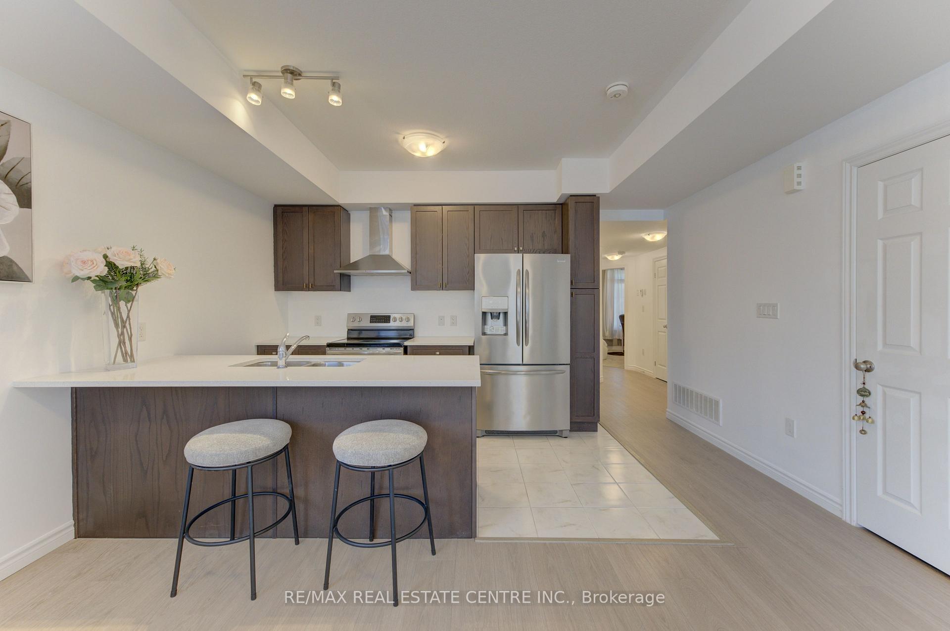 Photo 16 of Unit 37, 74 Wheat Lane, Kitchener, Huron Park — HOMEH