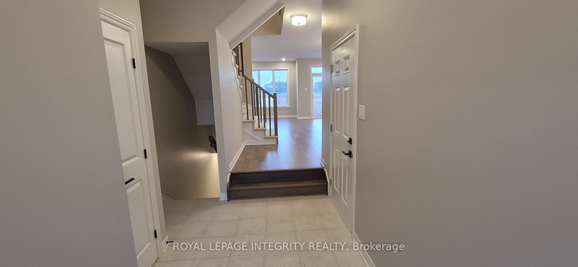 Photo 3 of 1117 Cope Drive, Ottawa, Kanata - Emerald Meadows/Trailwest — HOMEH
