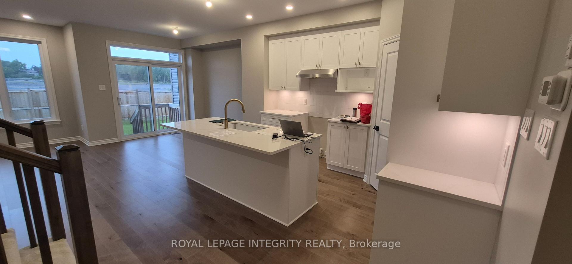 Photo 5 of 1117 Cope Drive, Ottawa, Kanata - Emerald Meadows/Trailwest — HOMEH