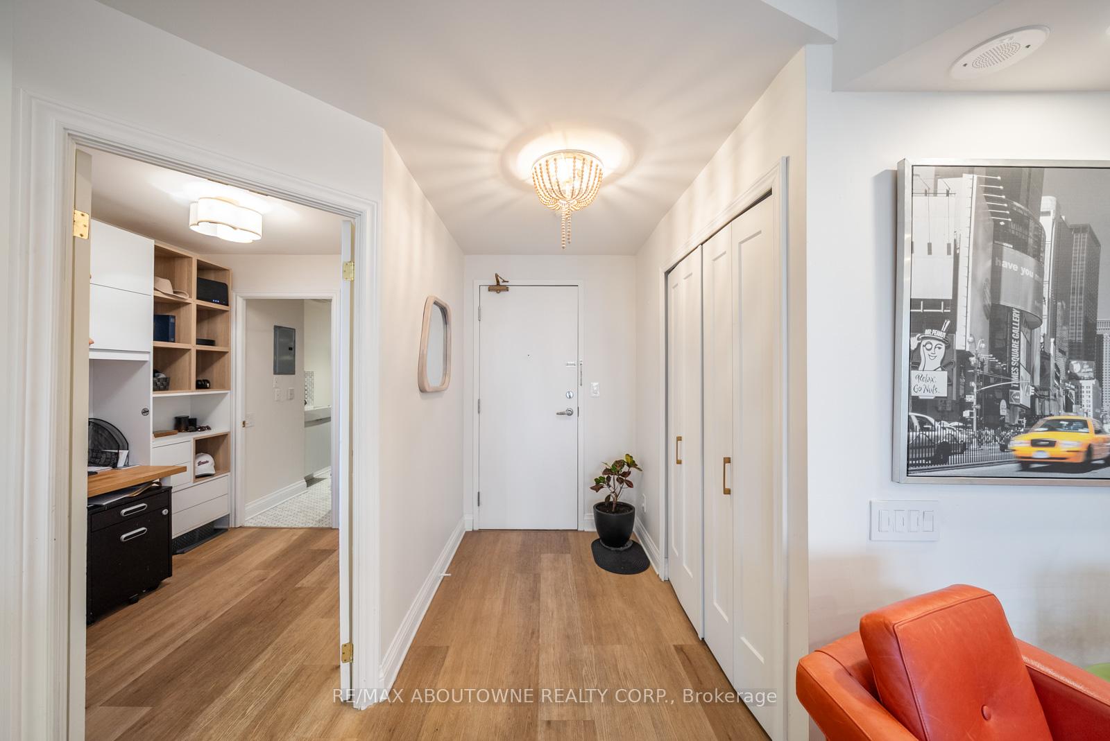 Photo 3 of Unit 703, 50 Old Mill Road, Oakville, Old Oakville — HOMEH