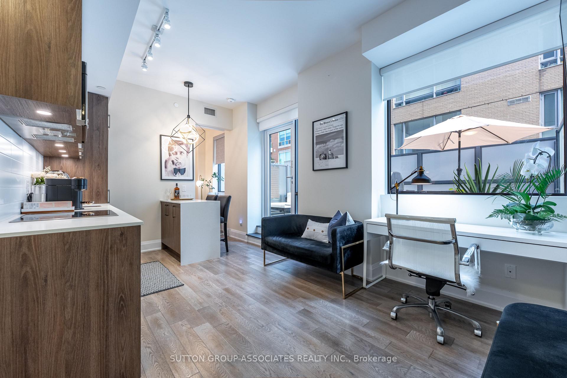 Photo 9 of Unit 1107, 88 Cumberland Street, Toronto, The Annex — HOMEH