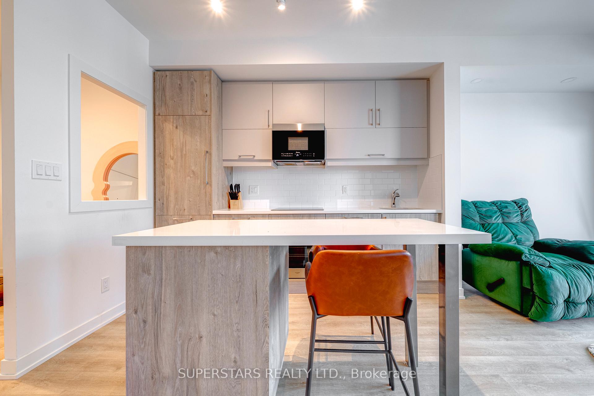 Photo 3 of Unit 1502, 292 Verdale Crossing, Markham, Unionville — HOMEH