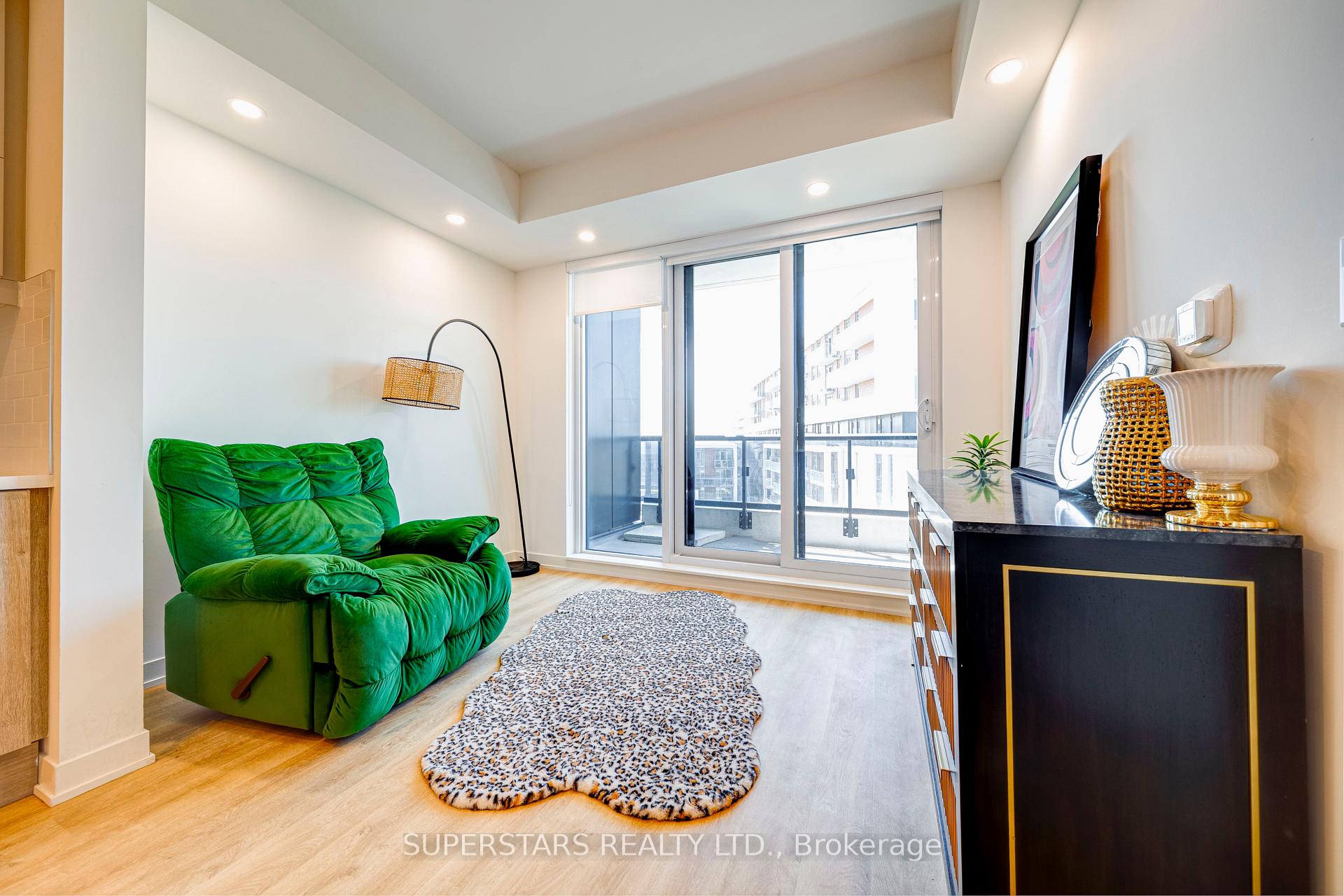 Photo 6 of Unit 1502, 292 Verdale Crossing, Markham, Unionville — HOMEH