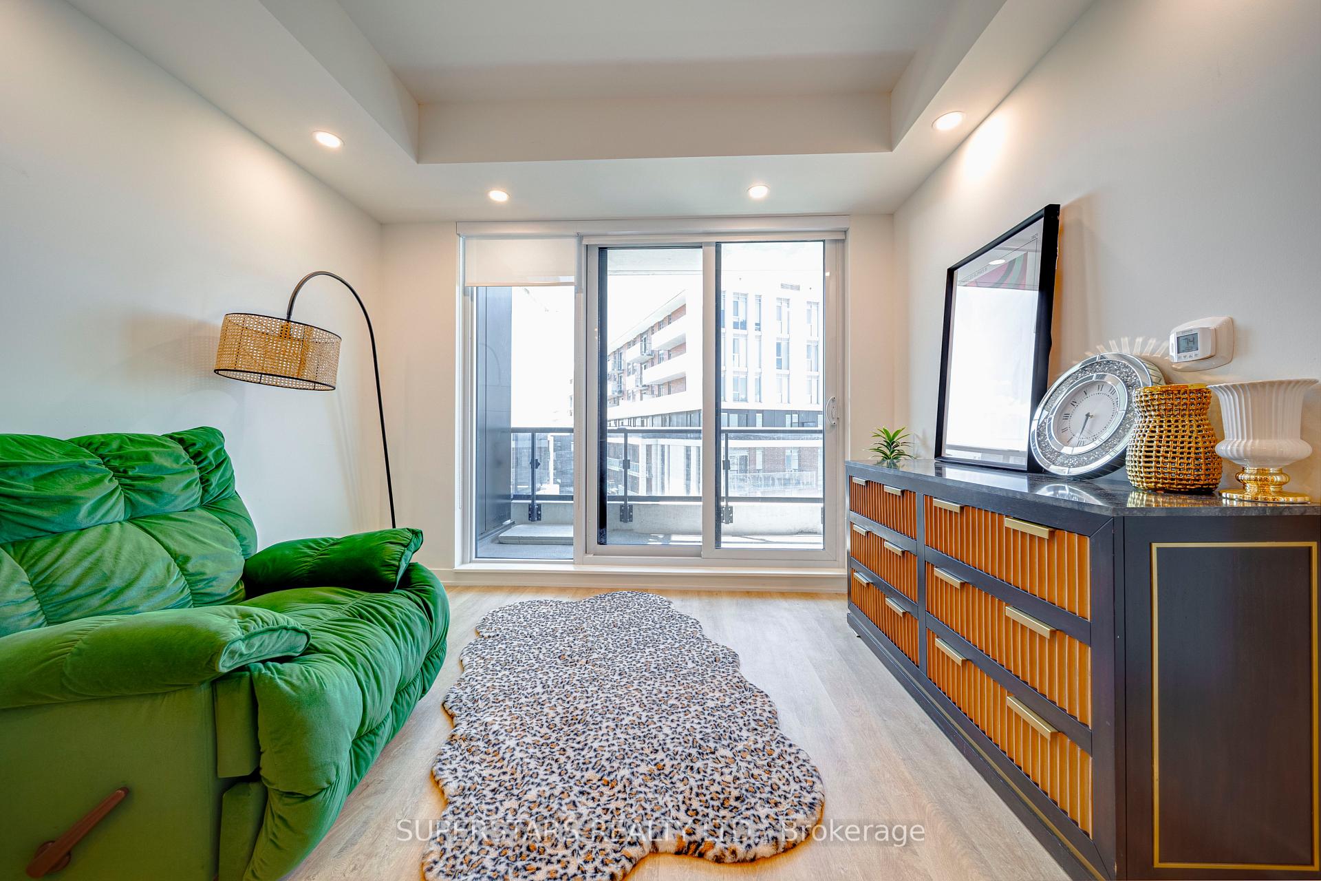 Photo 7 of Unit 1502, 292 Verdale Crossing, Markham, Unionville — HOMEH