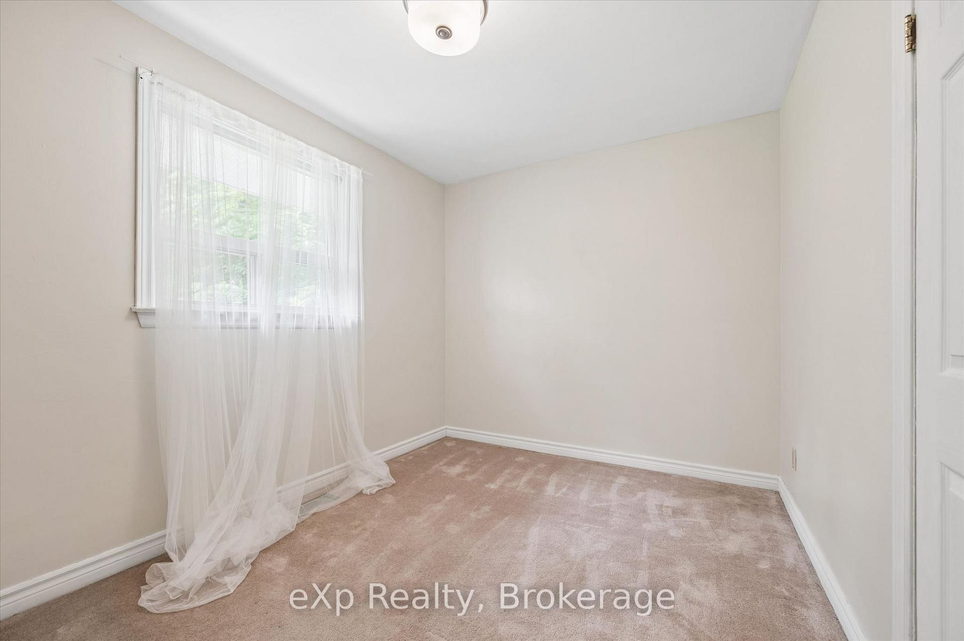 Photo 22 of 79 Dumbarton Street, Guelph, Riverside Park — HOMEH