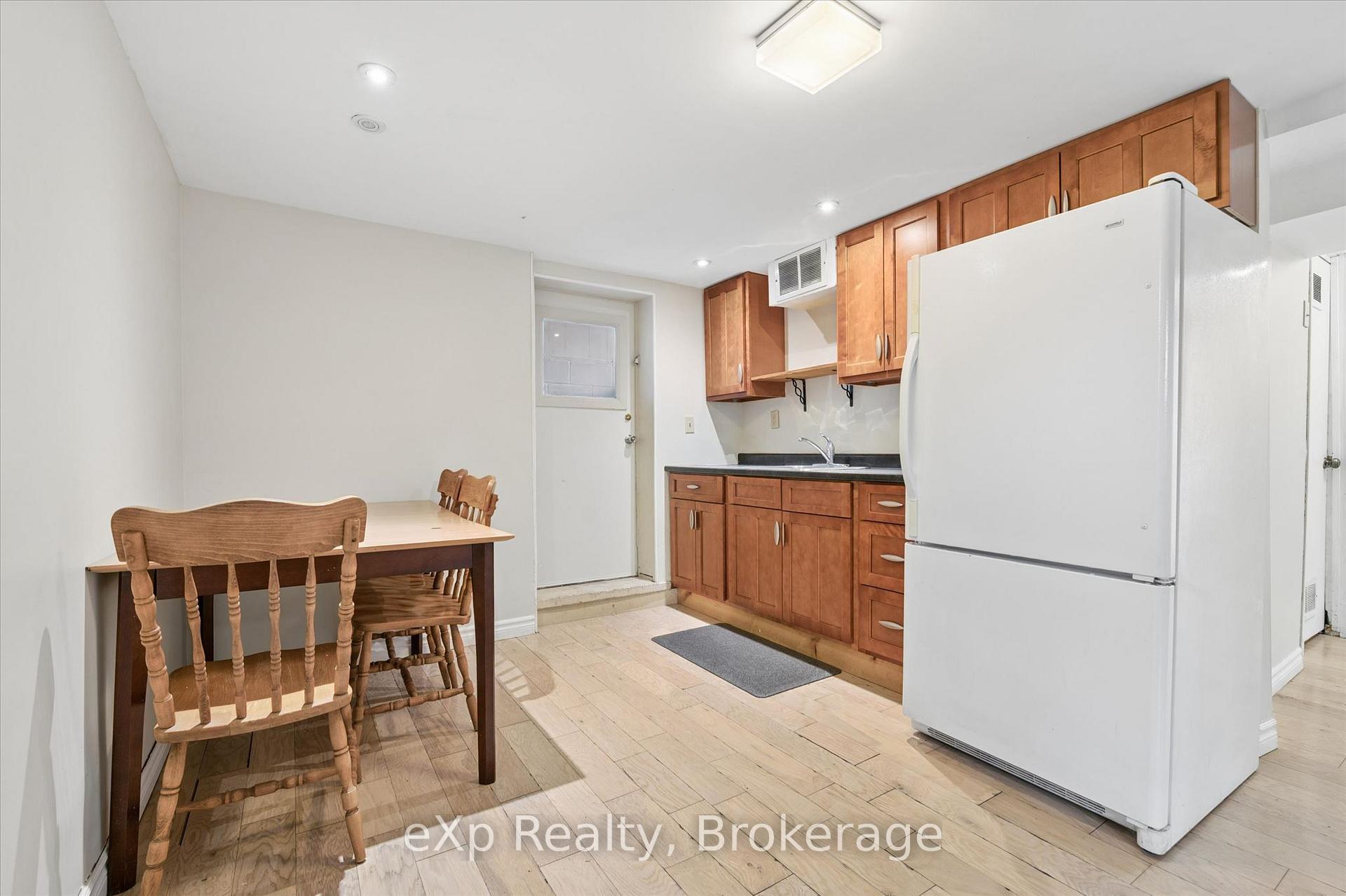 Photo 26 of 79 Dumbarton Street, Guelph, Riverside Park — HOMEH