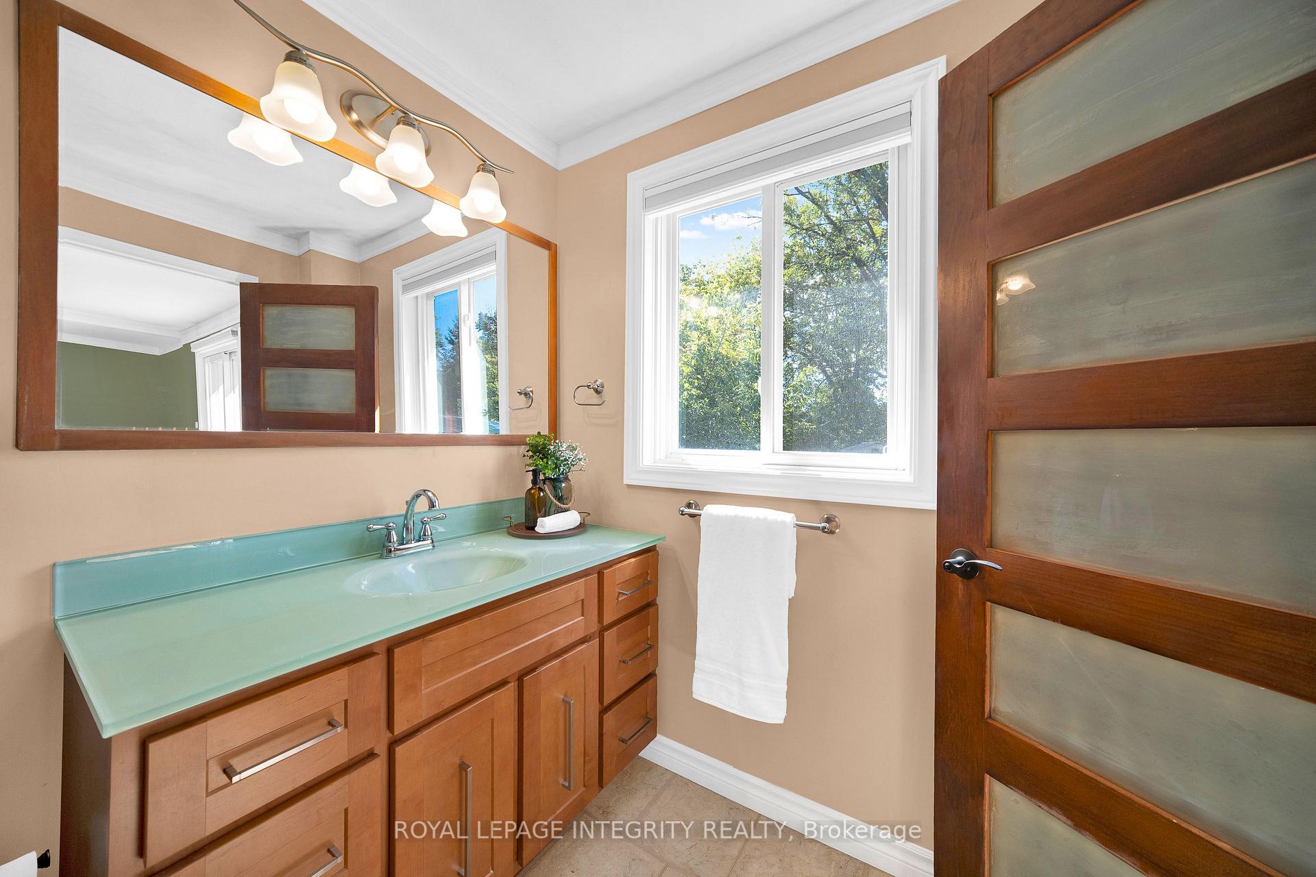 Photo 24 of 32 Phillips Street, McNab/Braeside, Mcnab/Braeside Twps — HOMEH