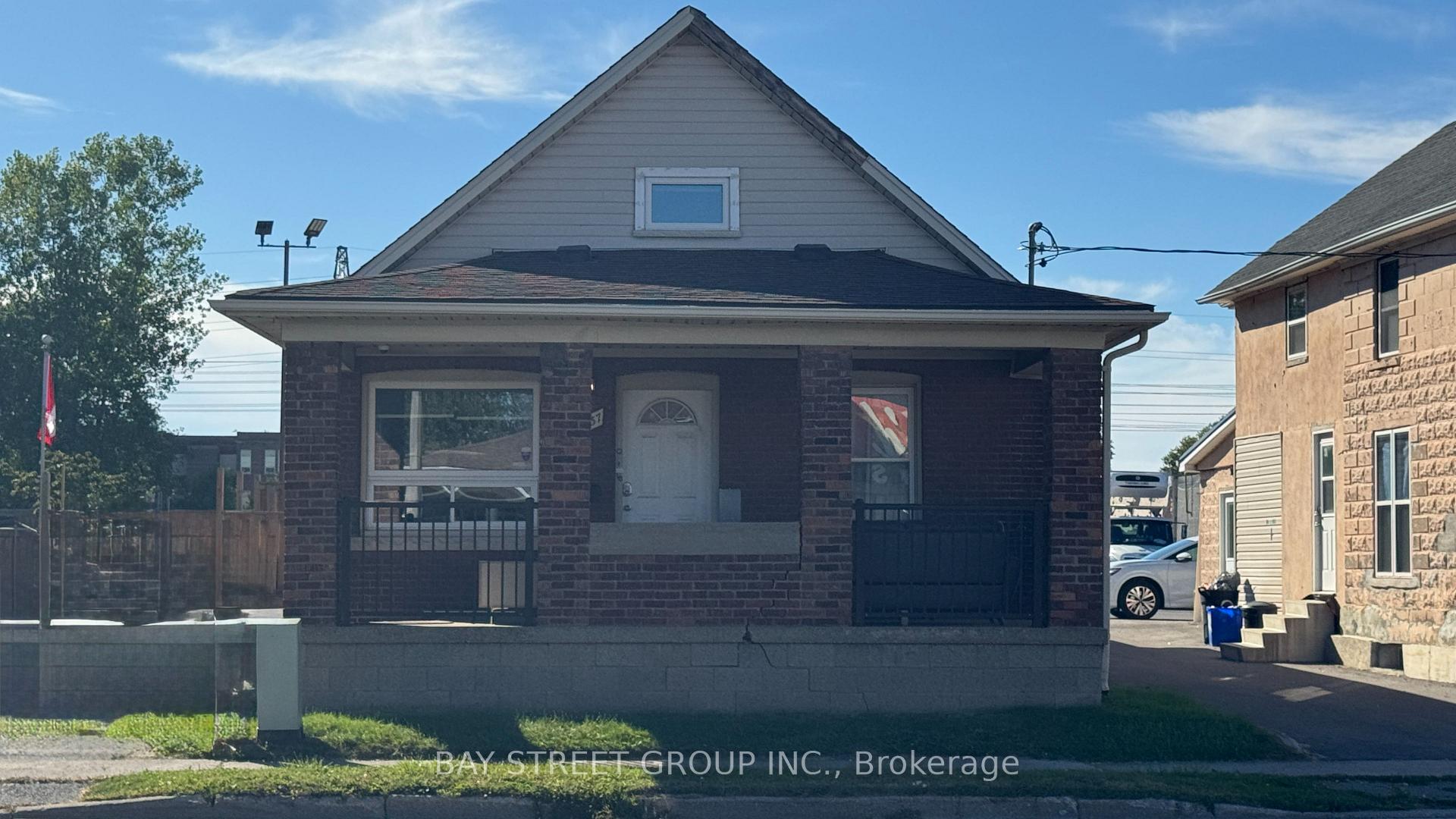 Photo 1 of Unit Unit 2, 5737 Stanley Avenue, Niagara Falls, Hospital — HOMEH