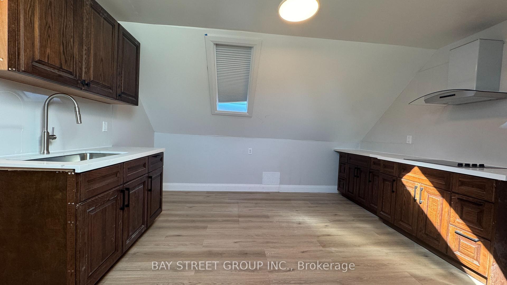 Photo 5 of Unit Unit 2, 5737 Stanley Avenue, Niagara Falls, Hospital — HOMEH