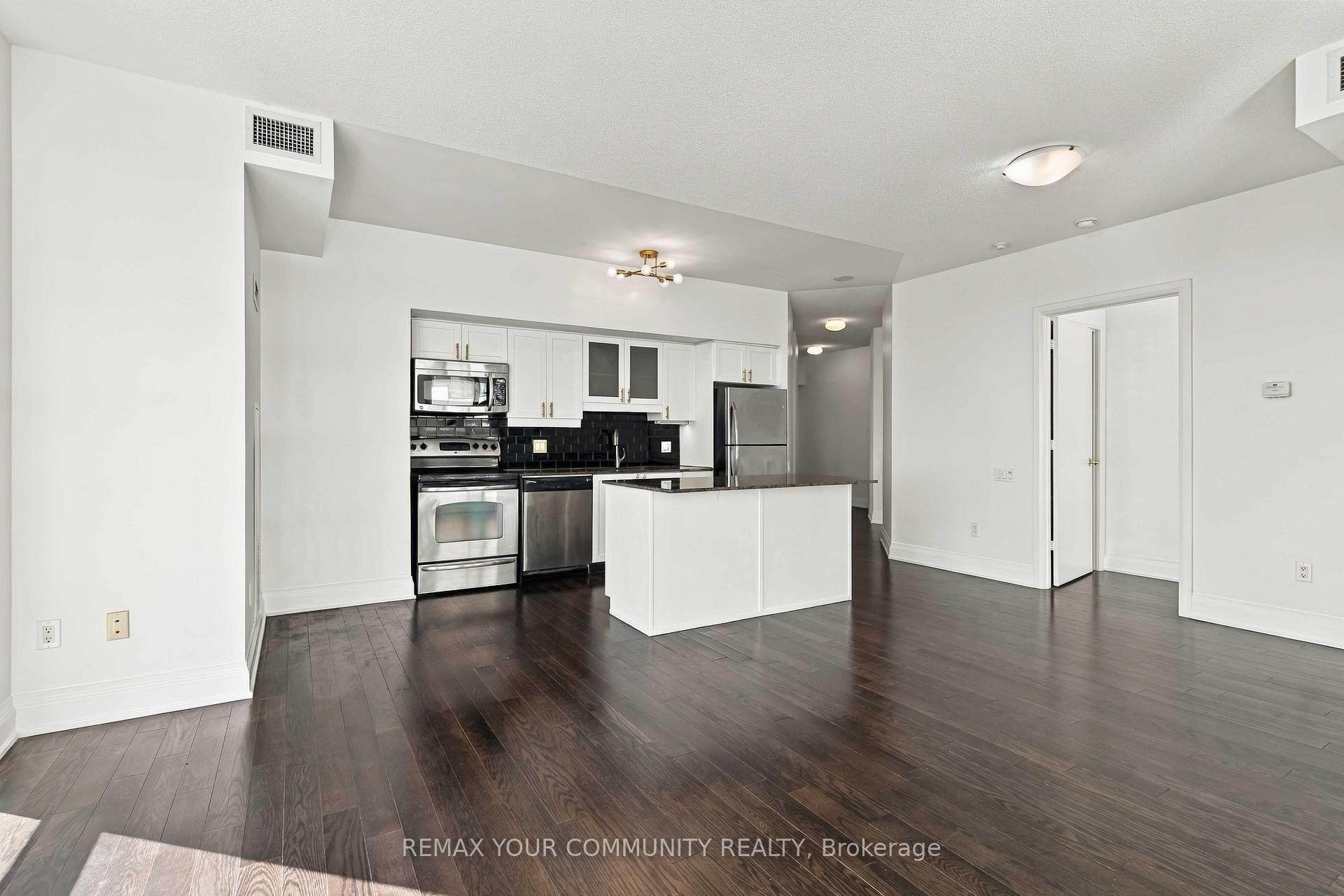 Photo 8 of Unit 4411, 2191 Yonge Street, Toronto, Mount Pleasant West — HOMEH