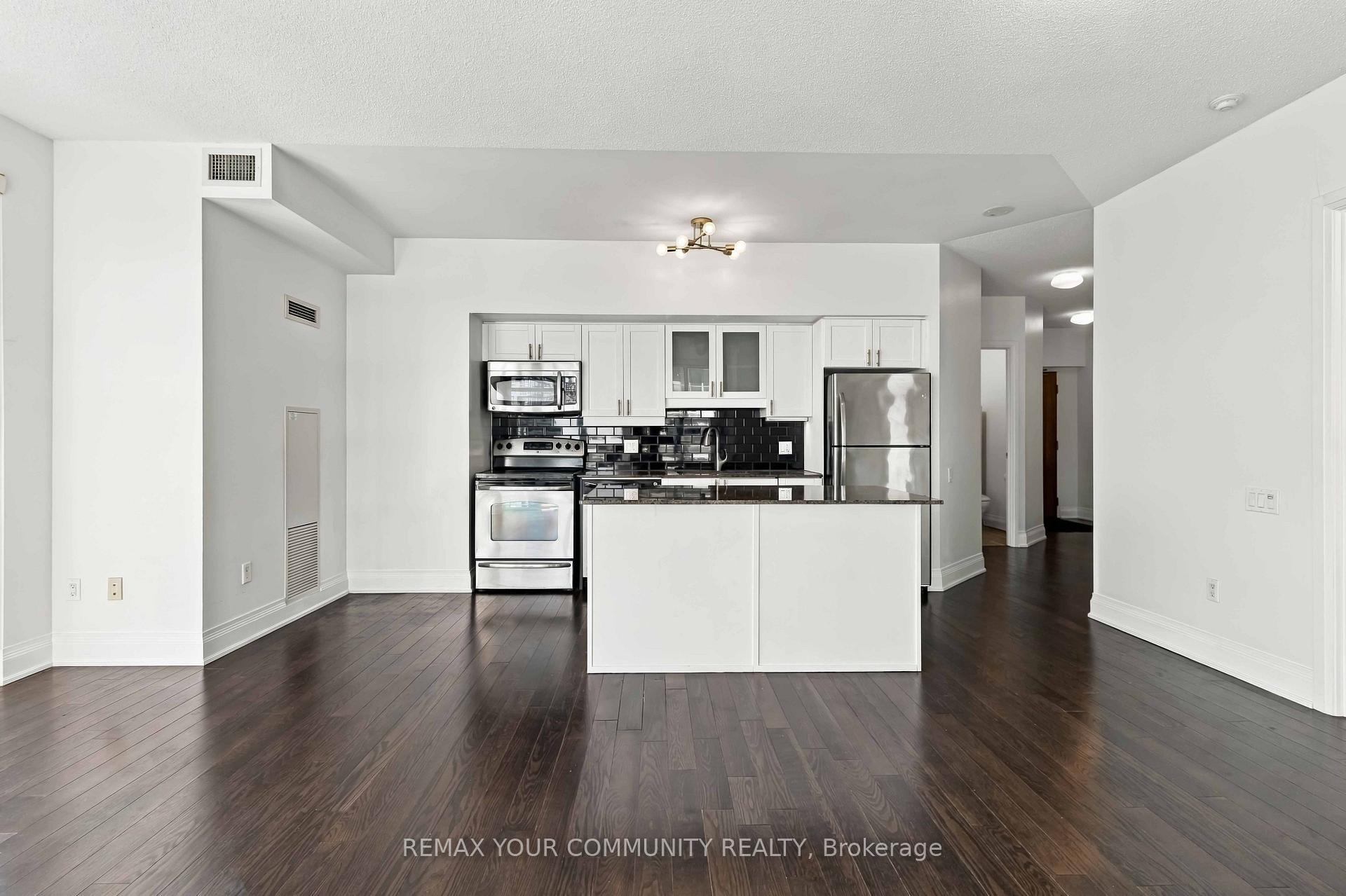 Photo 9 of Unit 4411, 2191 Yonge Street, Toronto, Mount Pleasant West — HOMEH