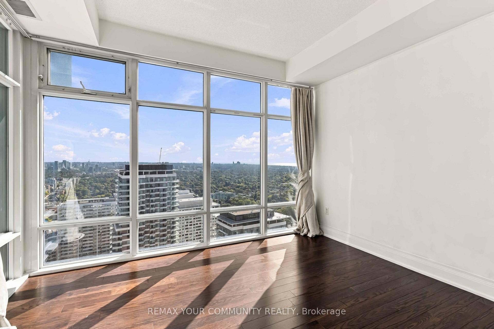 Photo 13 of Unit 4411, 2191 Yonge Street, Toronto, Mount Pleasant West — HOMEH