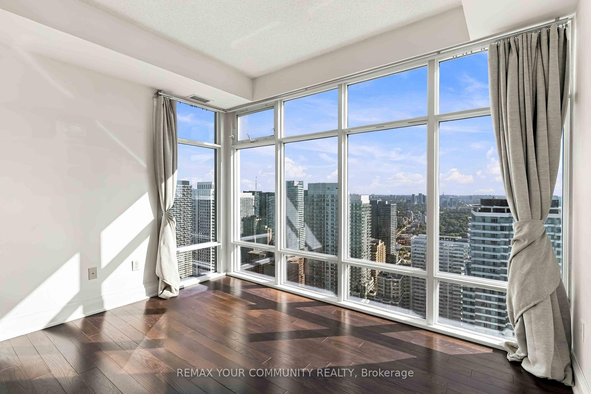 Photo 15 of Unit 4411, 2191 Yonge Street, Toronto, Mount Pleasant West — HOMEH