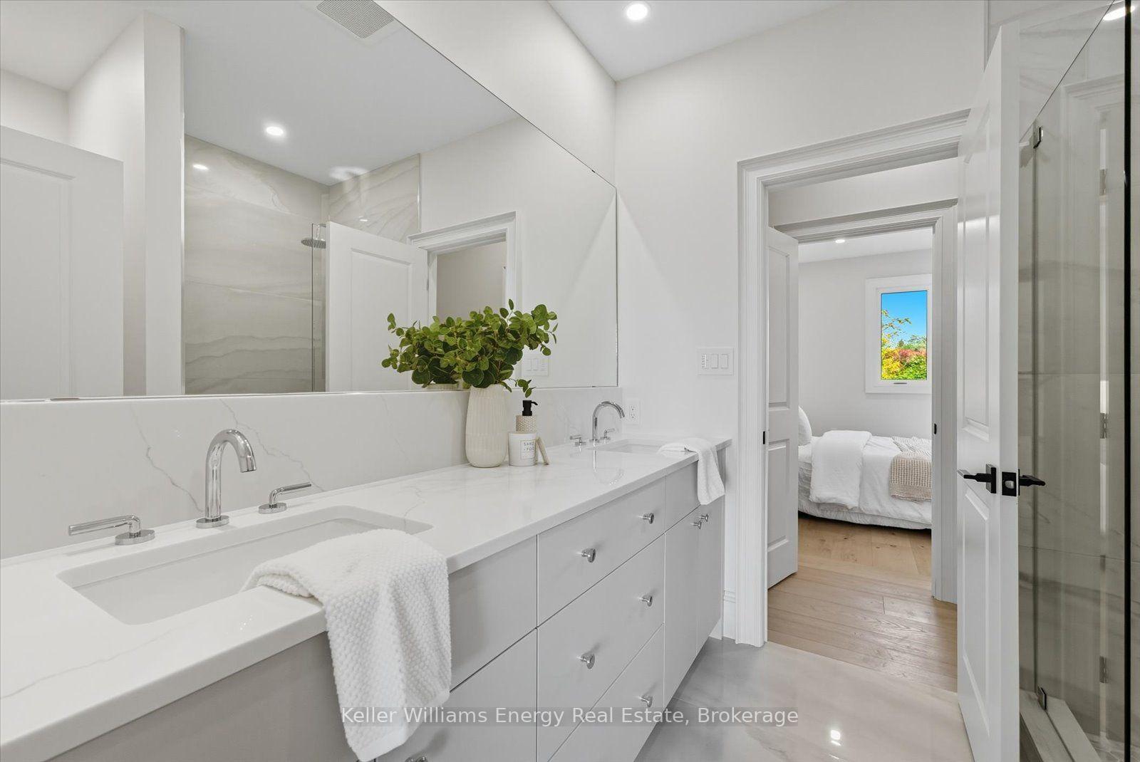 Photo 7 of 631 Mill Street S, Clarington, Newcastle — HOMEH