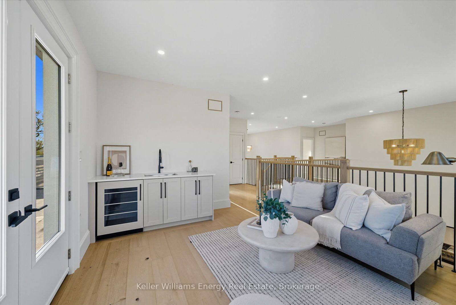Photo 11 of 631 Mill Street S, Clarington, Newcastle — HOMEH