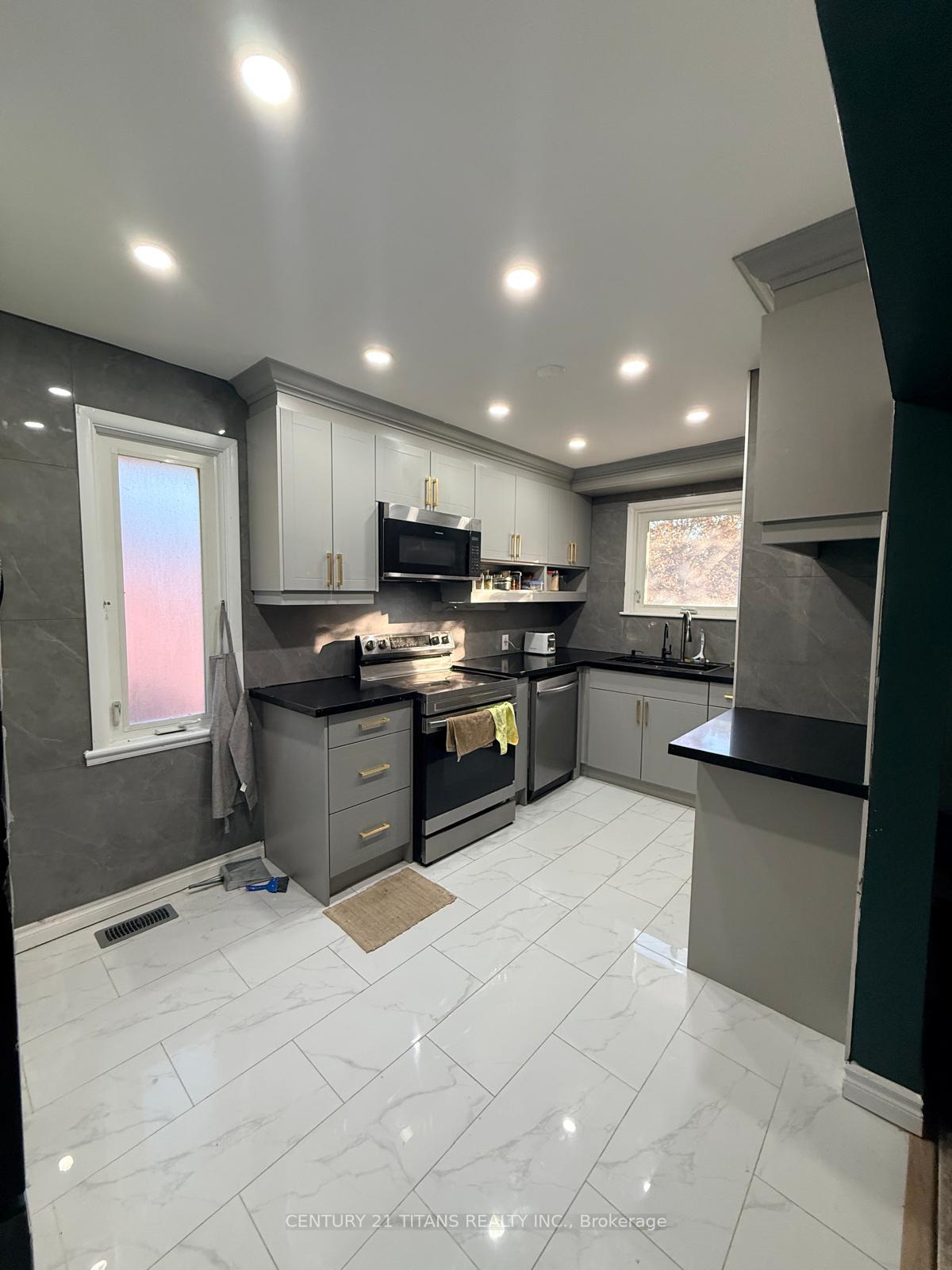 Photo 6 of 51 Admiral Road, Ajax, South East — HOMEH