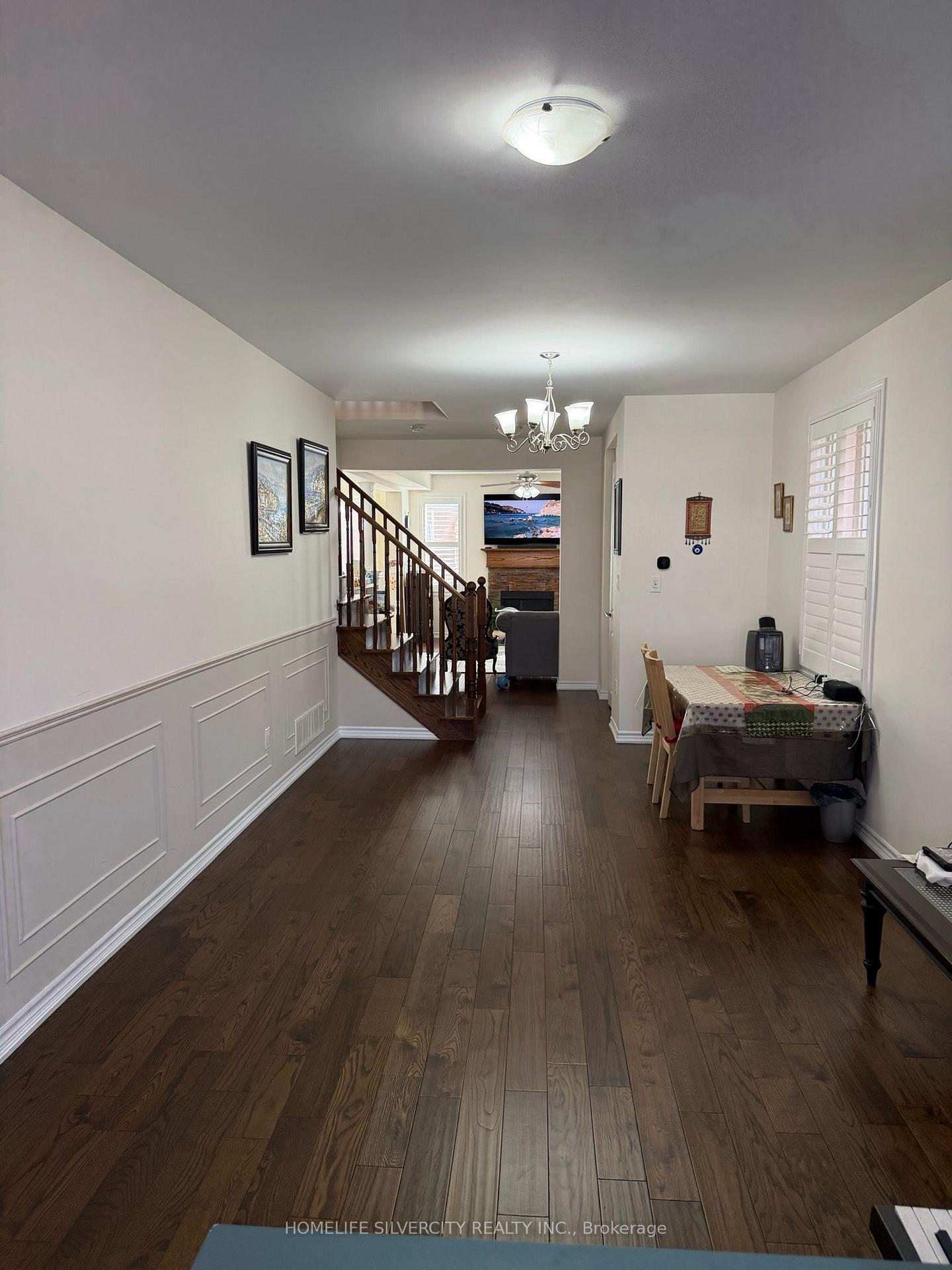 Photo 5 of 176 Robert Parkinson Drive, Brampton, Northwest Brampton — HOMEH