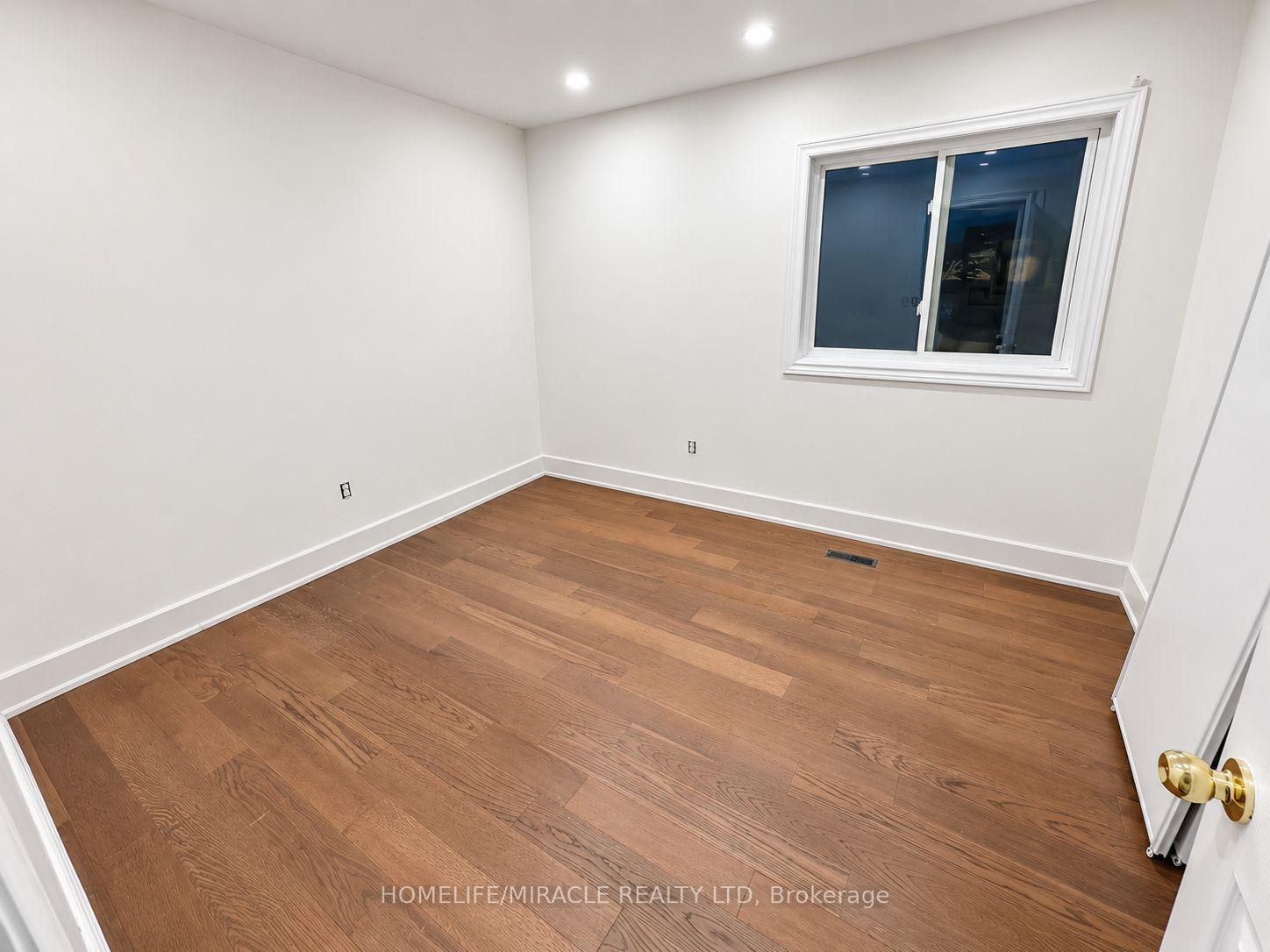 Photo 12 of Unit Main, 56 Baycliffe Drive, Whitby, Williamsburg — HOMEH