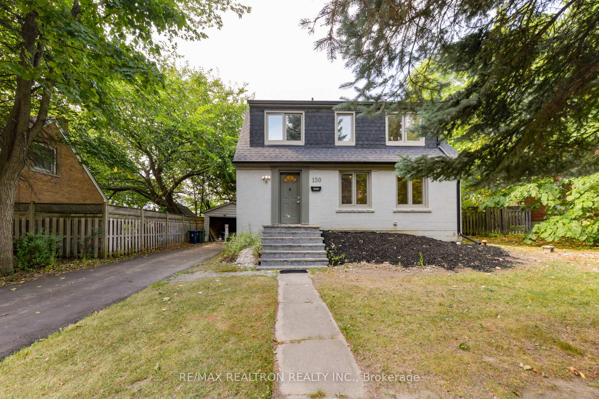 Photo 1 of 150 Upper Canada Drive, North York, St. Andrew-Windfields — HOMEH