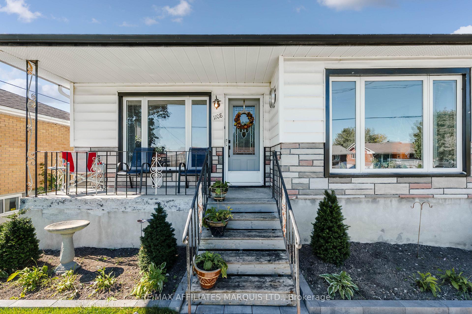 Photo 4 of 1108 Daly Avenue, Cornwall, Cornwall — HOMEH