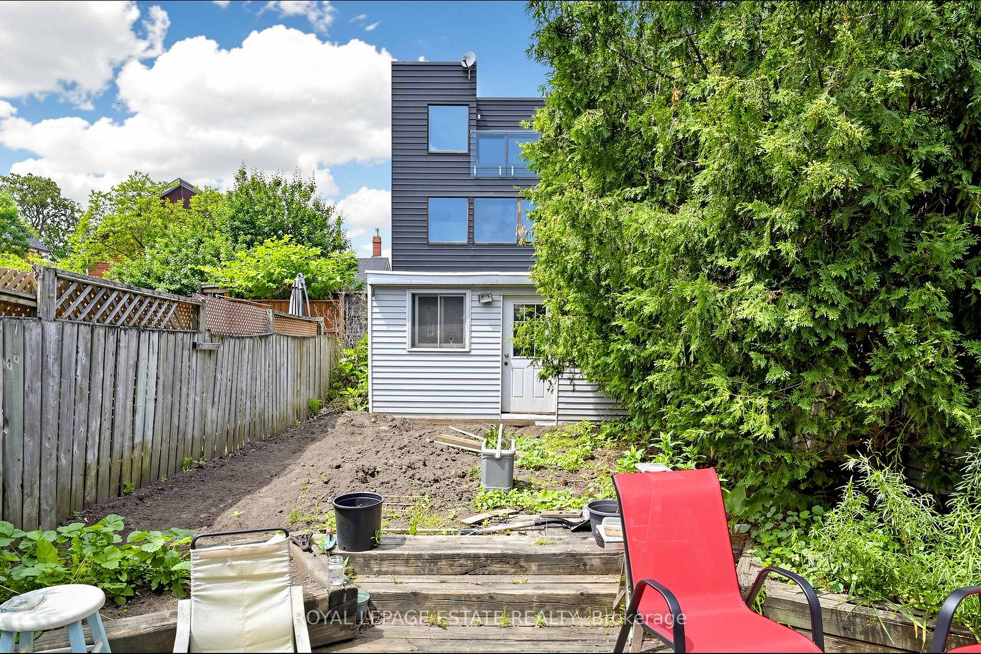 Photo 18 of 44 Mitchell Avenue, Toronto, Niagara — HOMEH