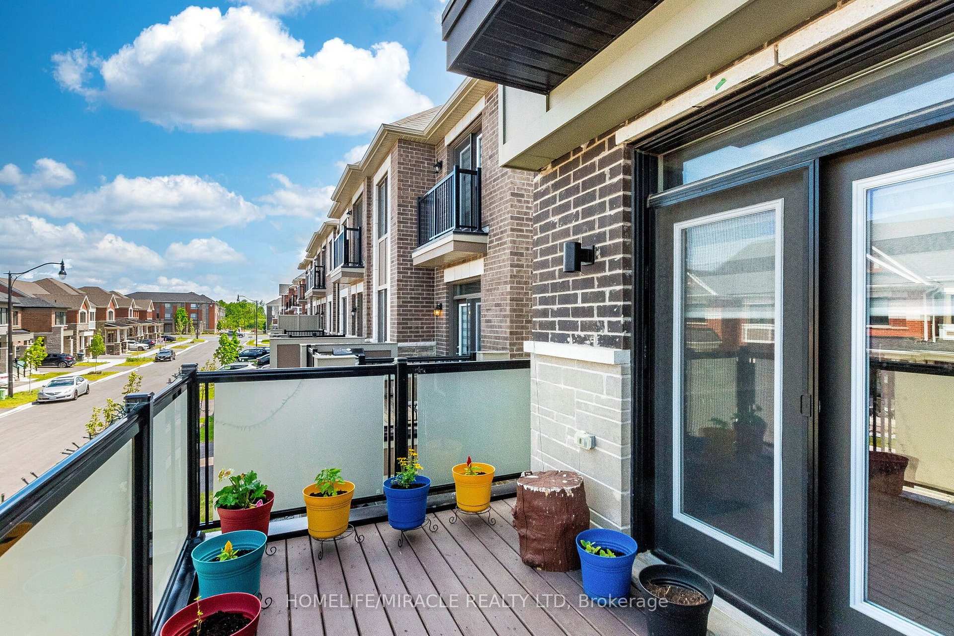 Photo 18 of 25 Keppel Circle, Brampton, Northwest Brampton — HOMEH