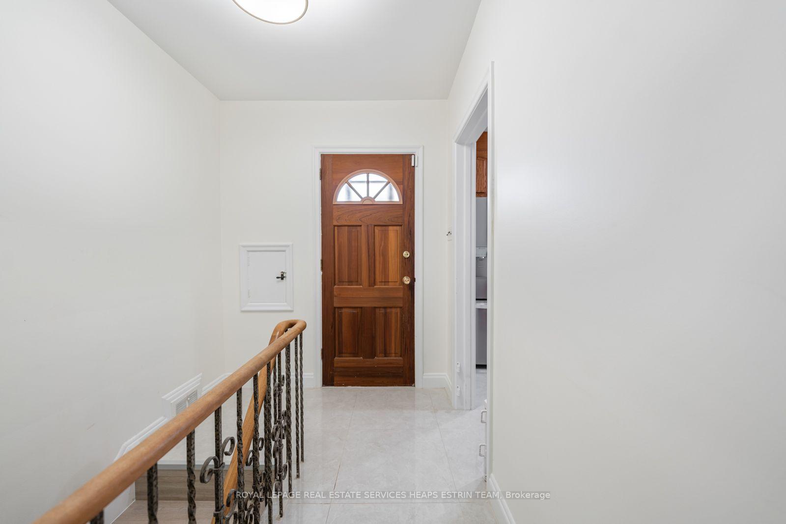 Photo 25 of 38 Killdeer Crescent, Toronto, Leaside — HOMEH