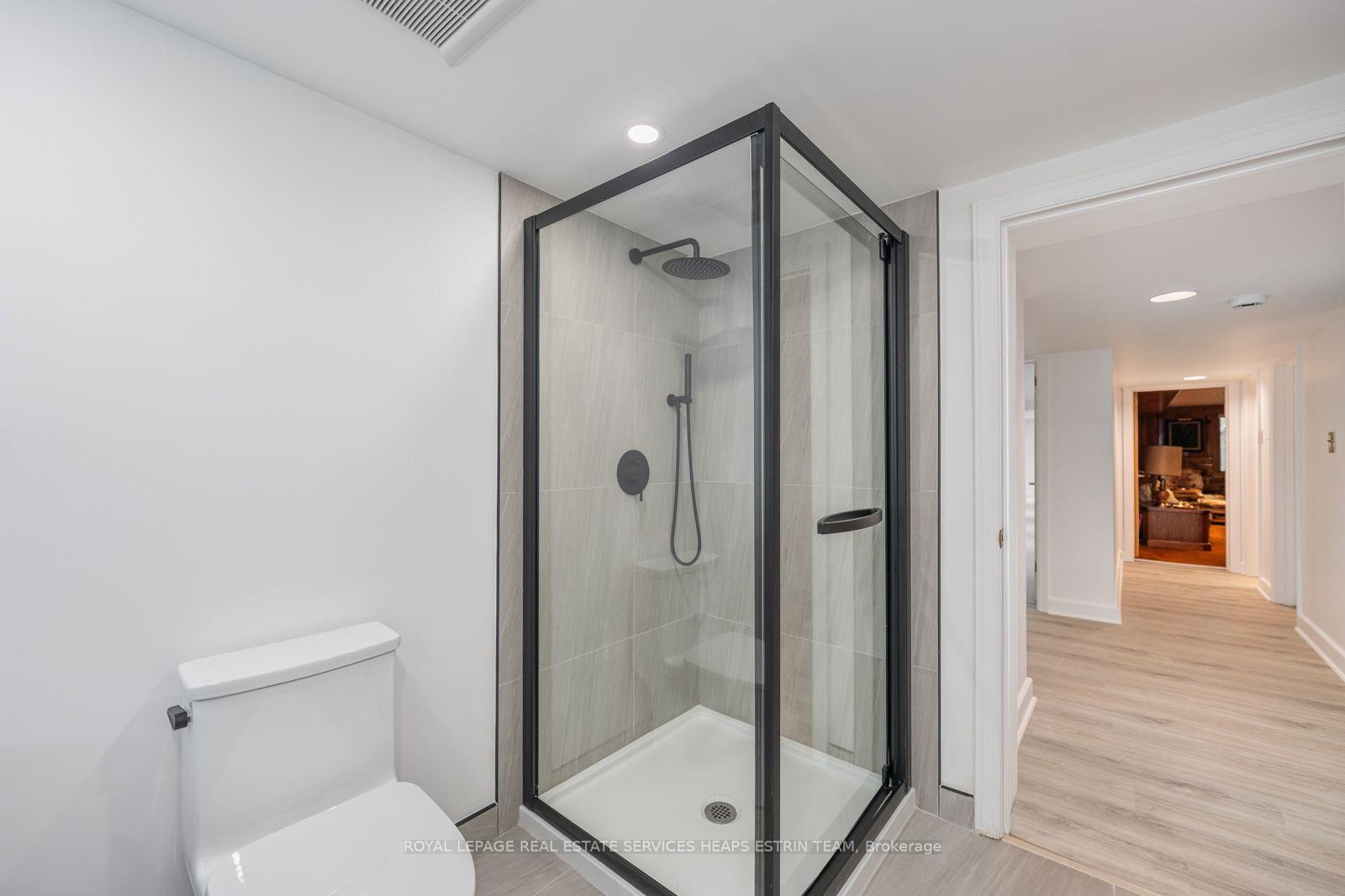 Photo 29 of 38 Killdeer Crescent, Toronto, Leaside — HOMEH