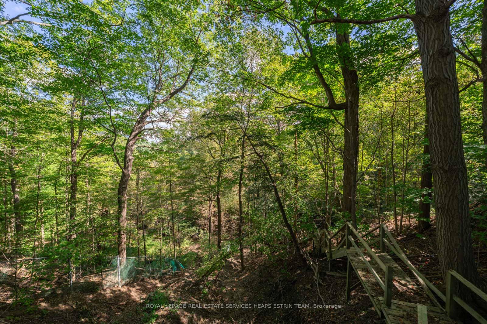 Photo 47 of 38 Killdeer Crescent, Toronto, Leaside — HOMEH