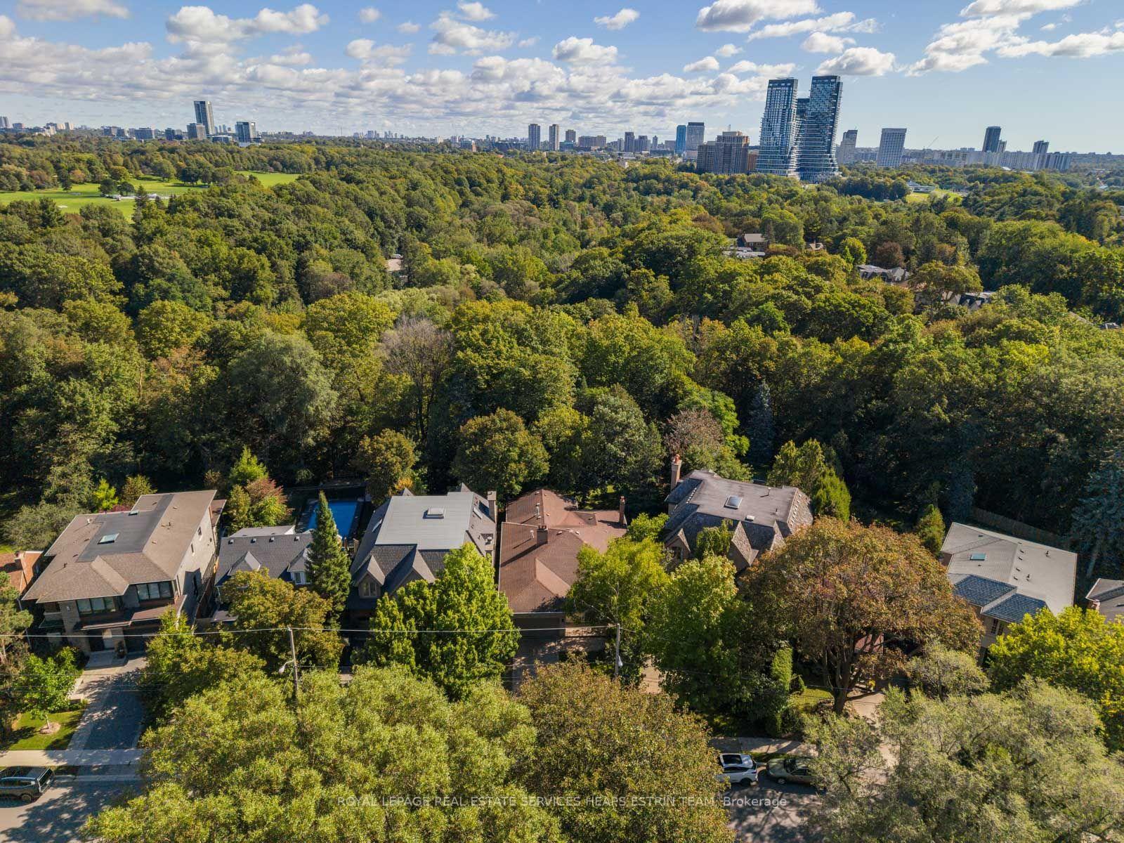 Photo 50 of 38 Killdeer Crescent, Toronto, Leaside — HOMEH