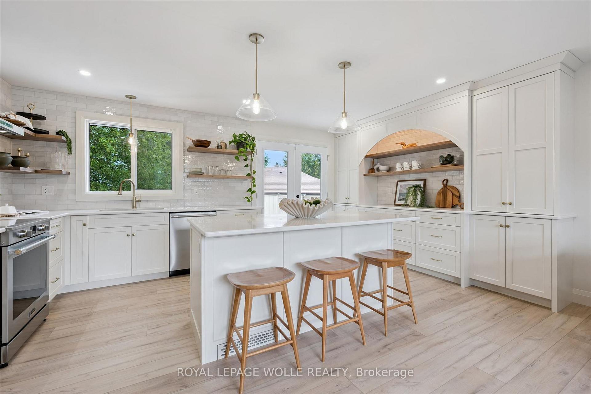 Photo 11 of 8 Christian Street, Wilmot, Baden — HOMEH