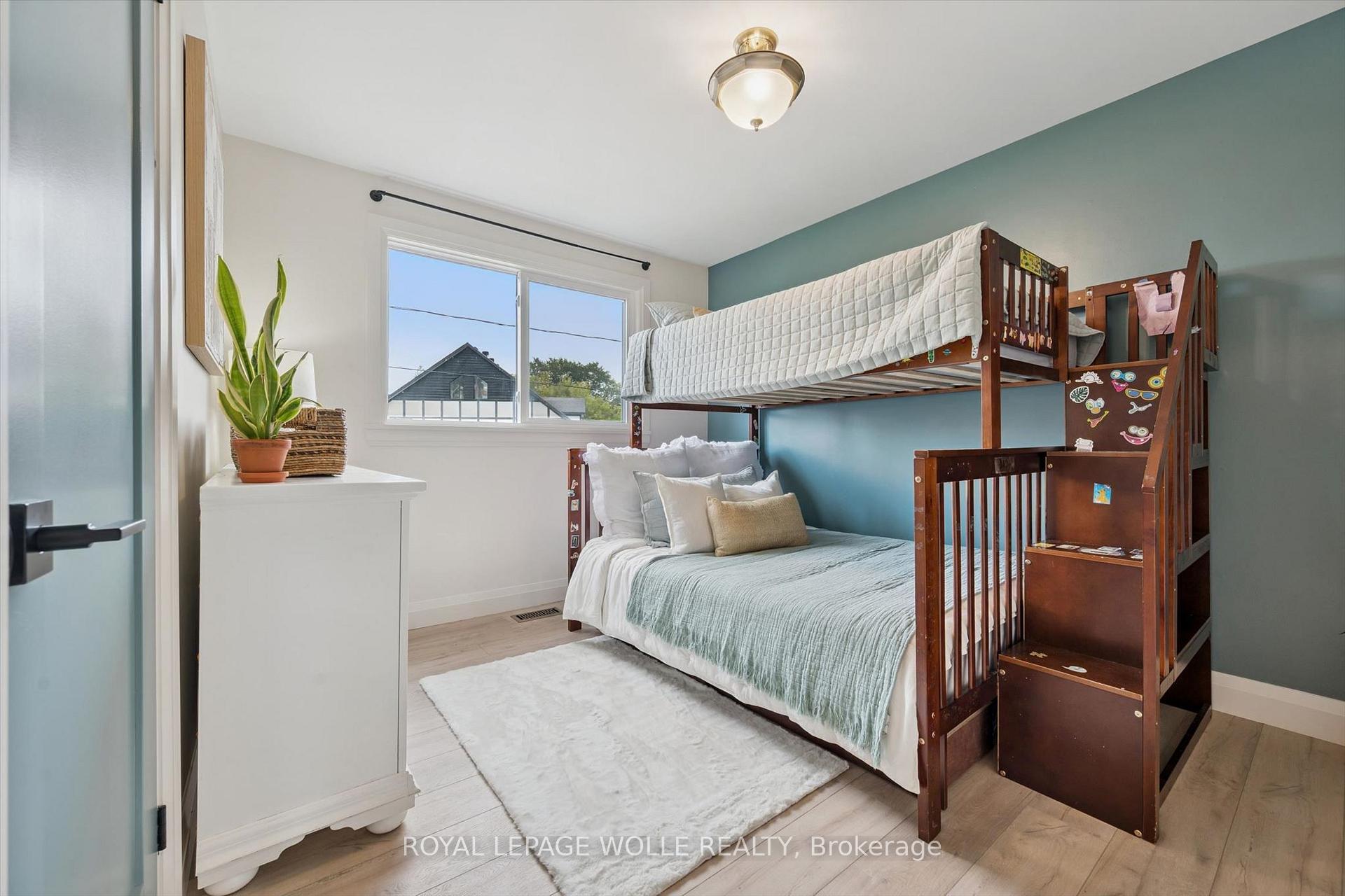 Photo 17 of 8 Christian Street, Wilmot, Baden — HOMEH