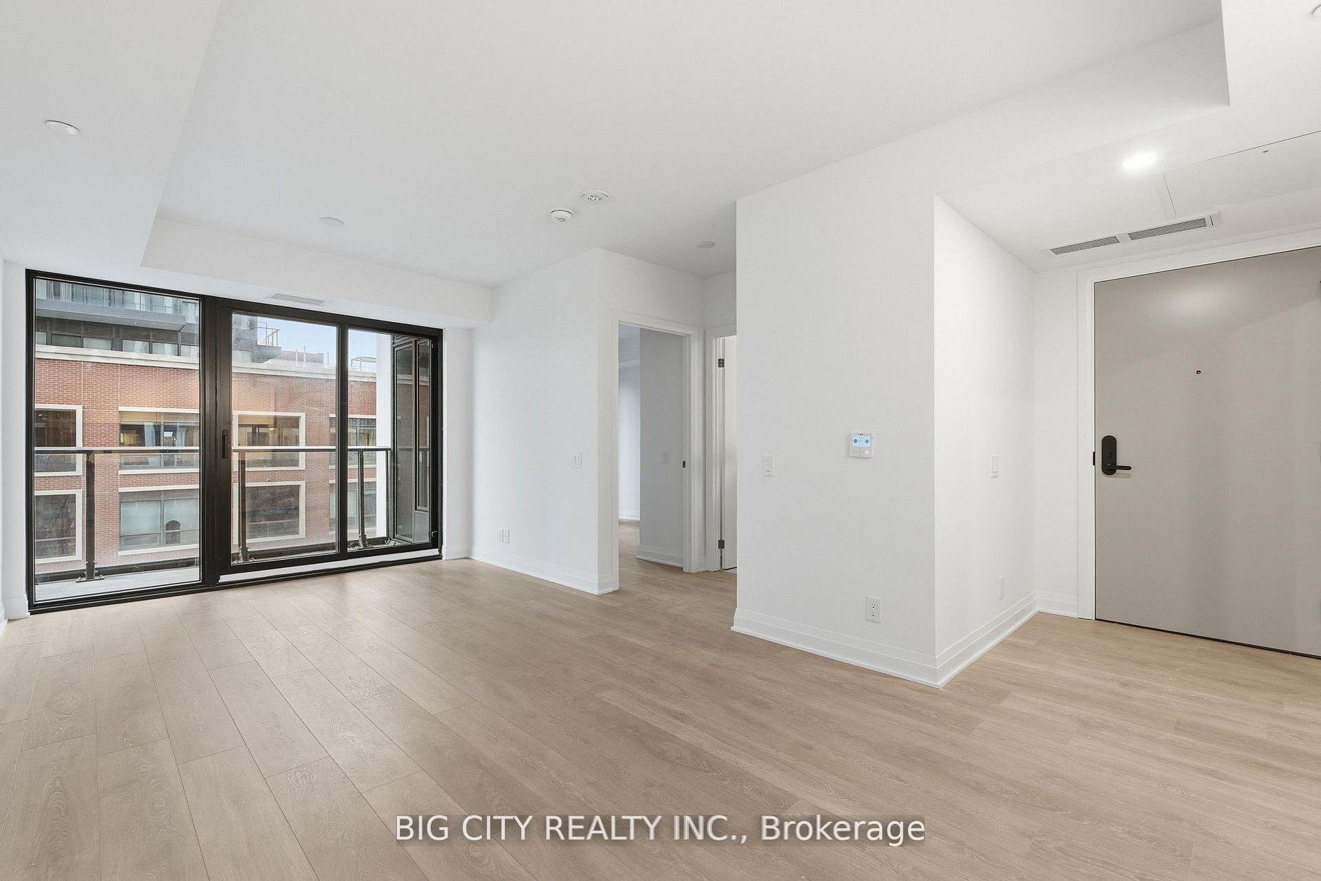 Photo 1 of Unit 1006, 25 Frederick Todd Way, Toronto, Thorncliffe Park — HOMEH