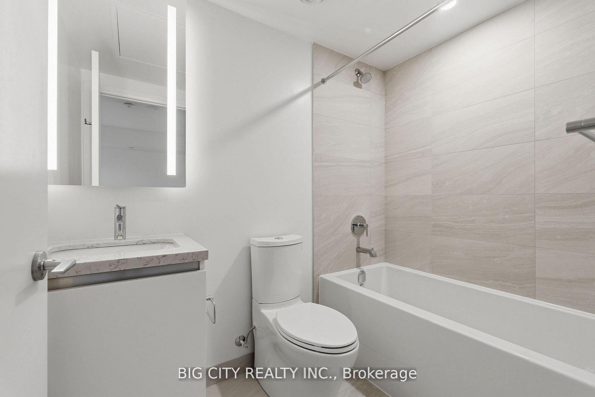 Photo 4 of Unit 1006, 25 Frederick Todd Way, Toronto, Thorncliffe Park — HOMEH