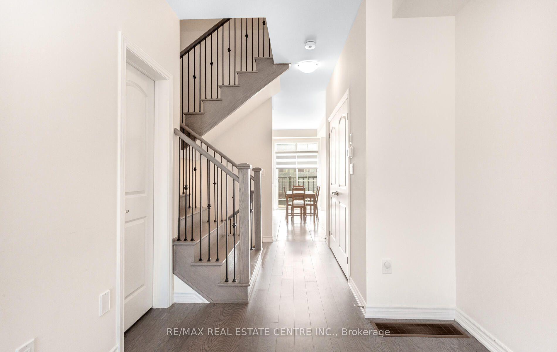 Photo 14 of 353 Inspire Boulevard, Brampton, Sandringham-Wellington North — HOMEH