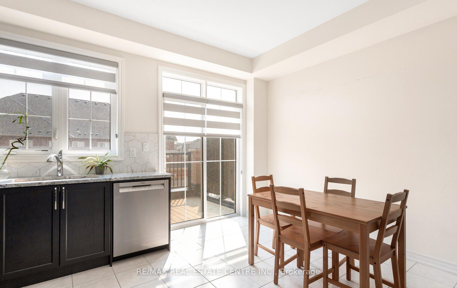 Photo 18 of 353 Inspire Boulevard, Brampton, Sandringham-Wellington North — HOMEH