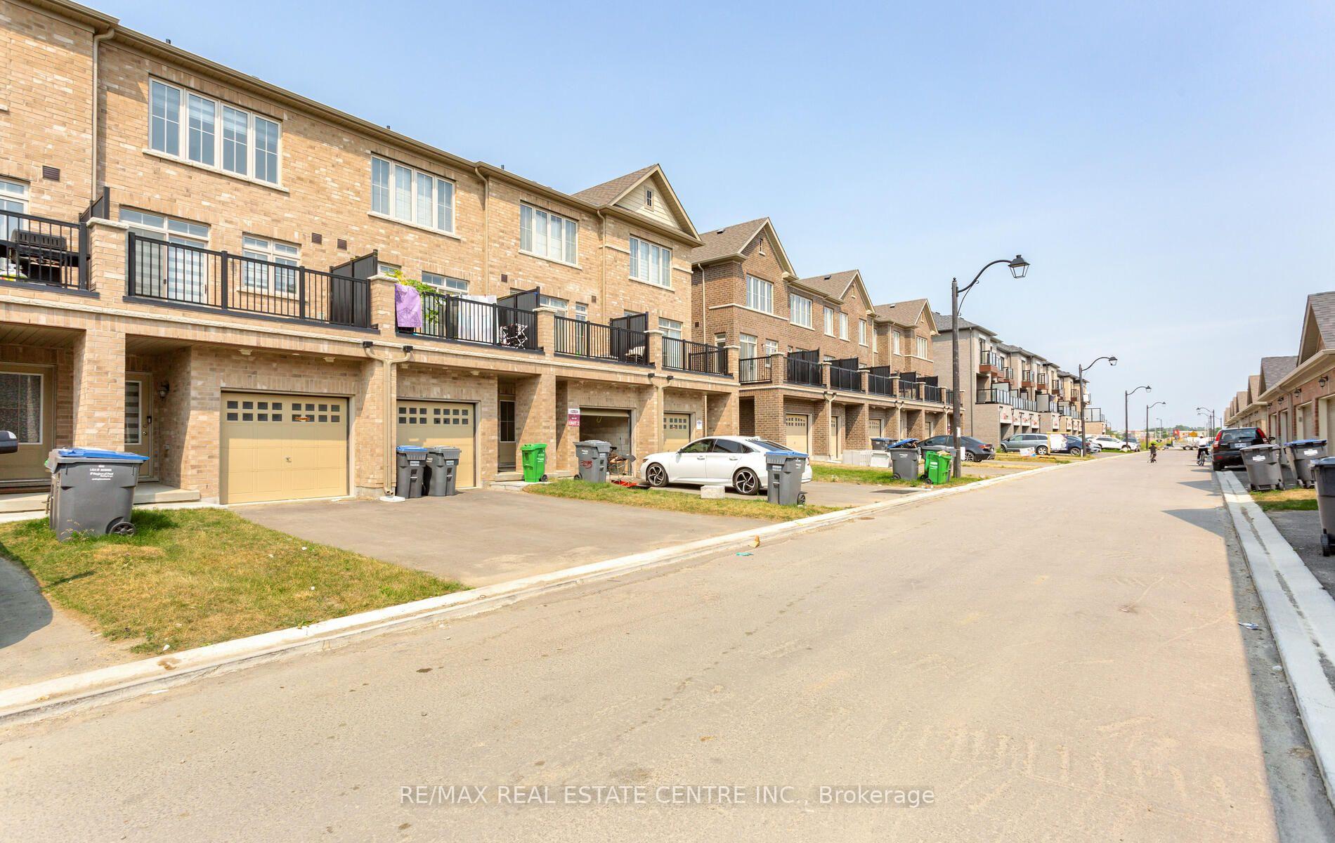 Photo 48 of 353 Inspire Boulevard, Brampton, Sandringham-Wellington North — HOMEH