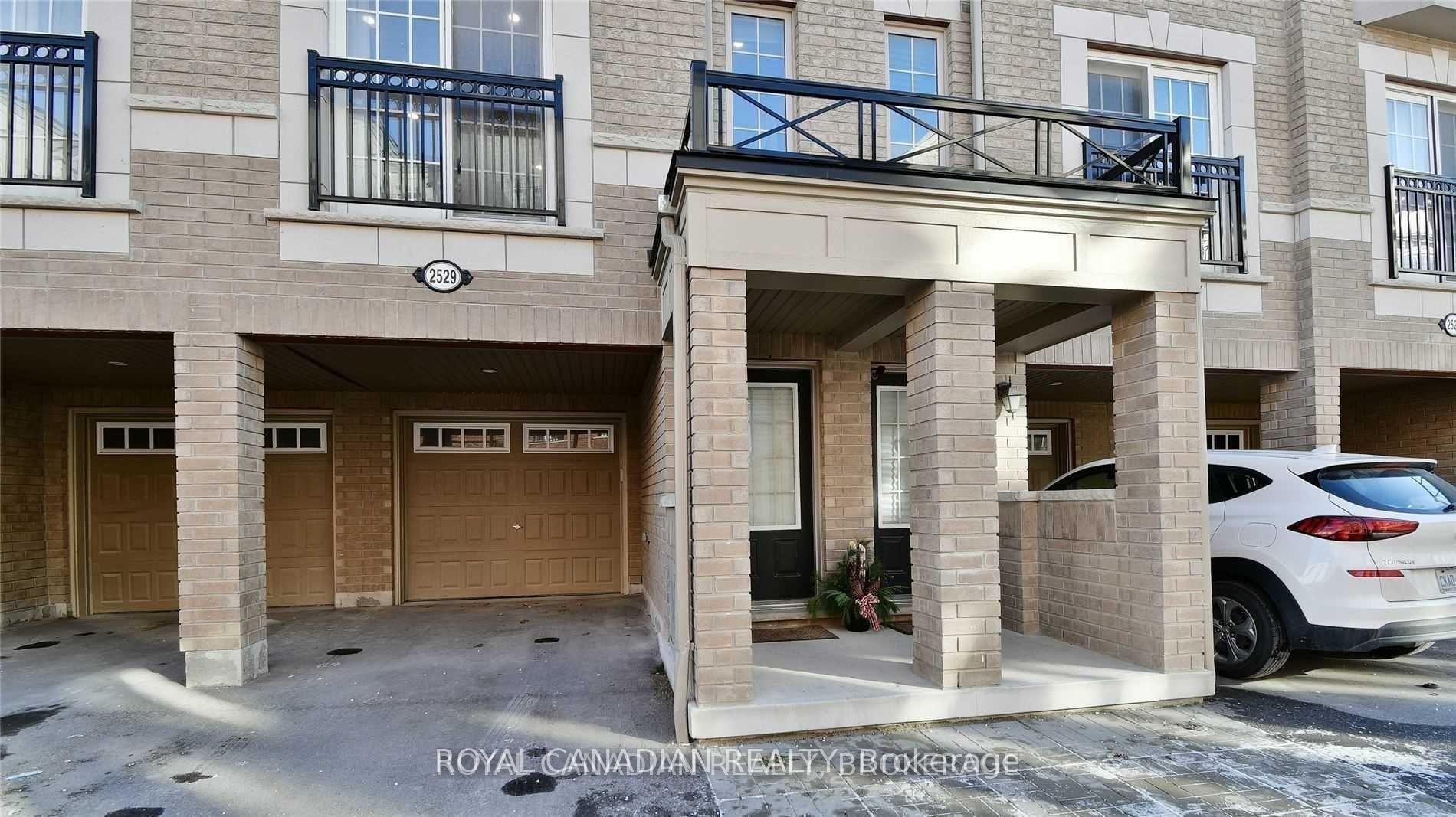 Photo 3 of 2529 Bromus Path, Oshawa, Windfields — HOMEH