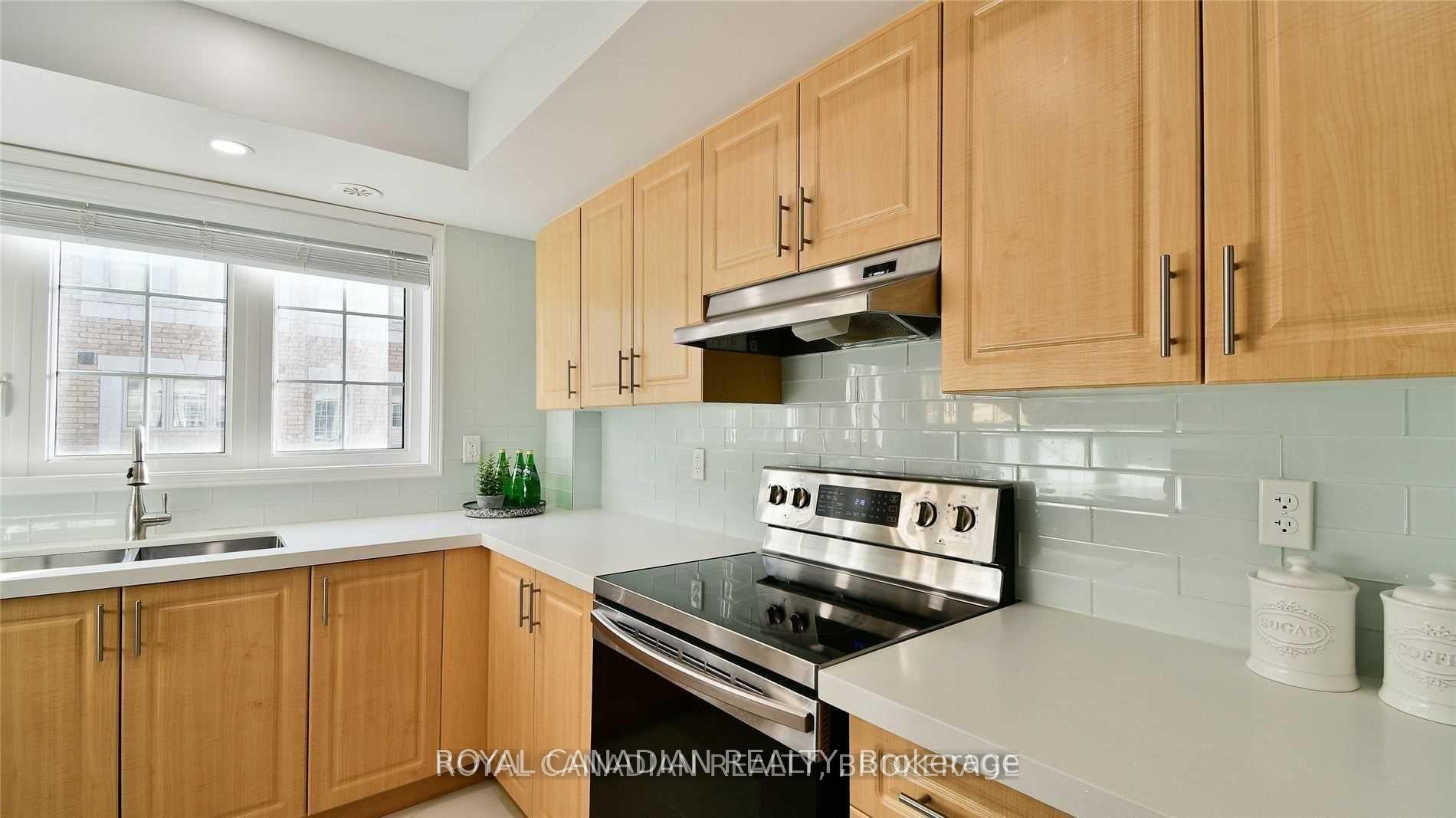 Photo 11 of 2529 Bromus Path, Oshawa, Windfields — HOMEH