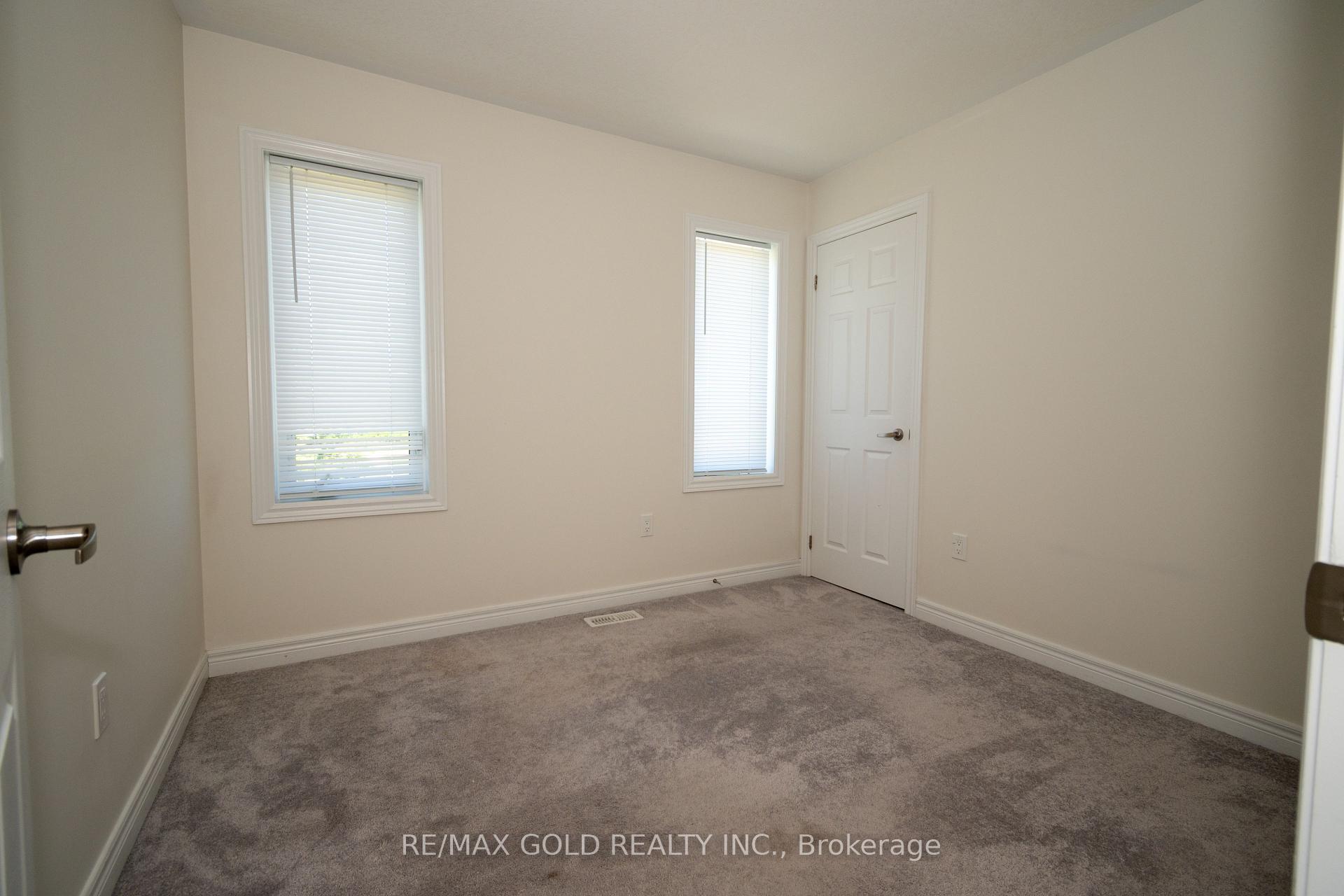 Photo 19 of Unit 1, 166 Deerpath Drive, Guelph, Willow West/Sugarbush/West Acres — HOMEH