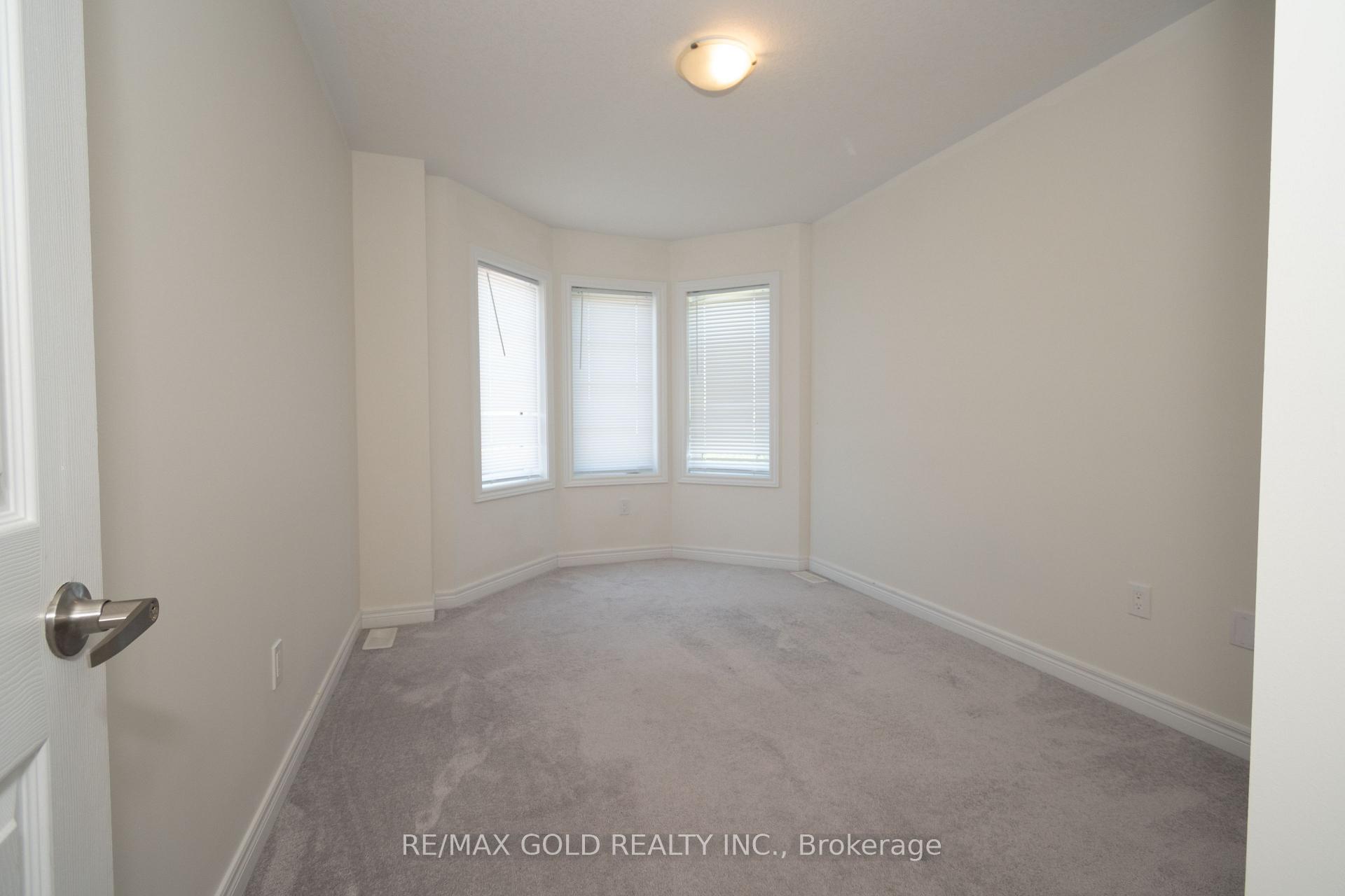 Photo 33 of Unit 1, 166 Deerpath Drive, Guelph, Willow West/Sugarbush/West Acres — HOMEH
