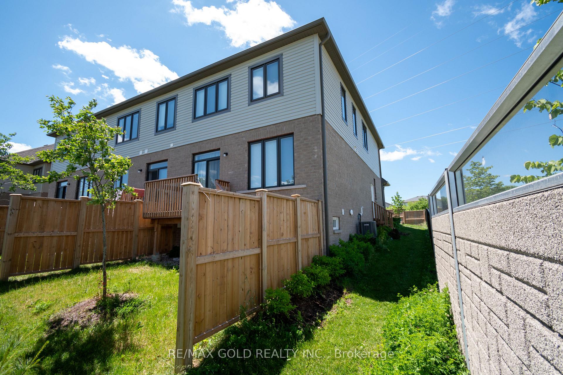Photo 40 of Unit 1, 166 Deerpath Drive, Guelph, Willow West/Sugarbush/West Acres — HOMEH