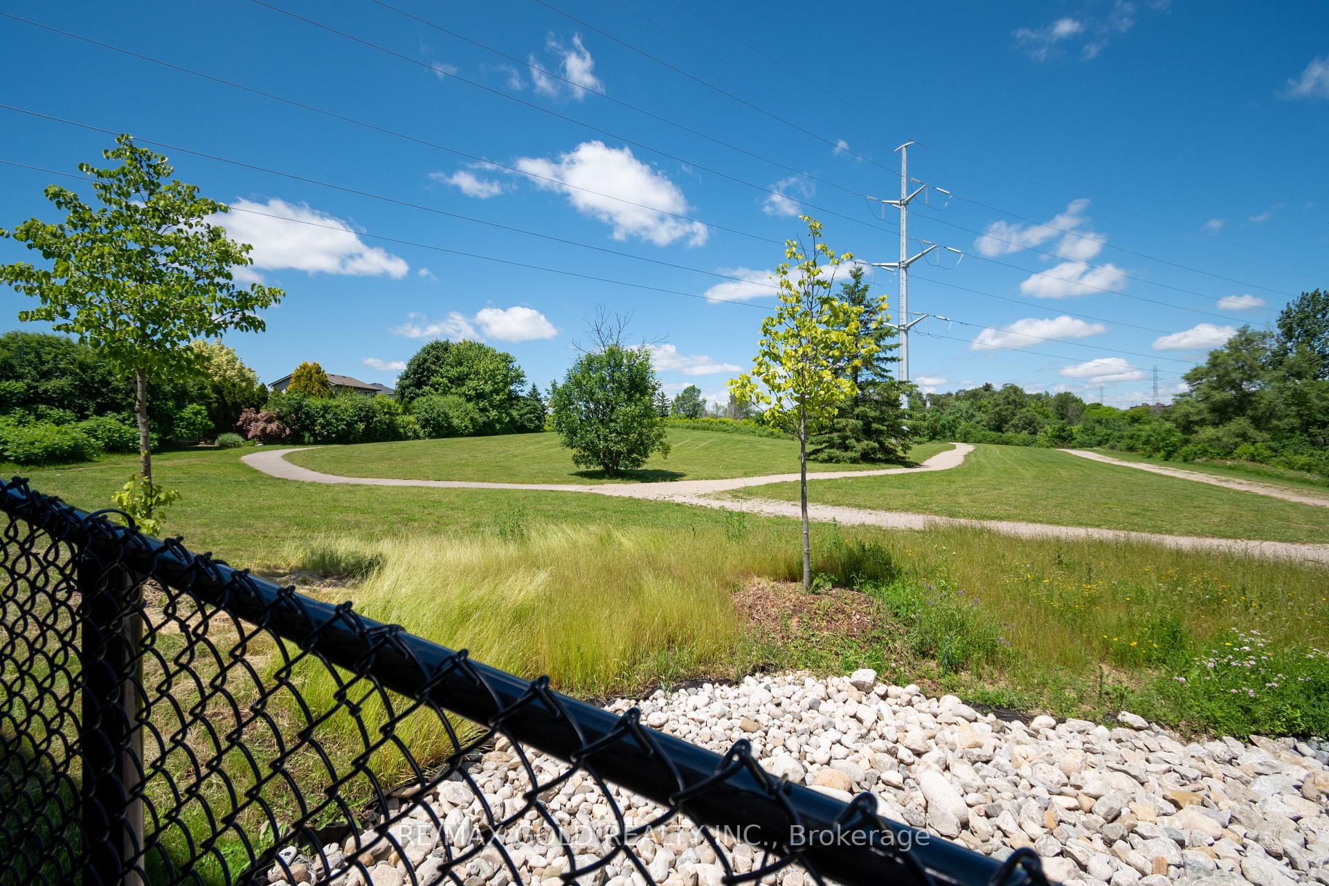 Photo 43 of Unit 1, 166 Deerpath Drive, Guelph, Willow West/Sugarbush/West Acres — HOMEH