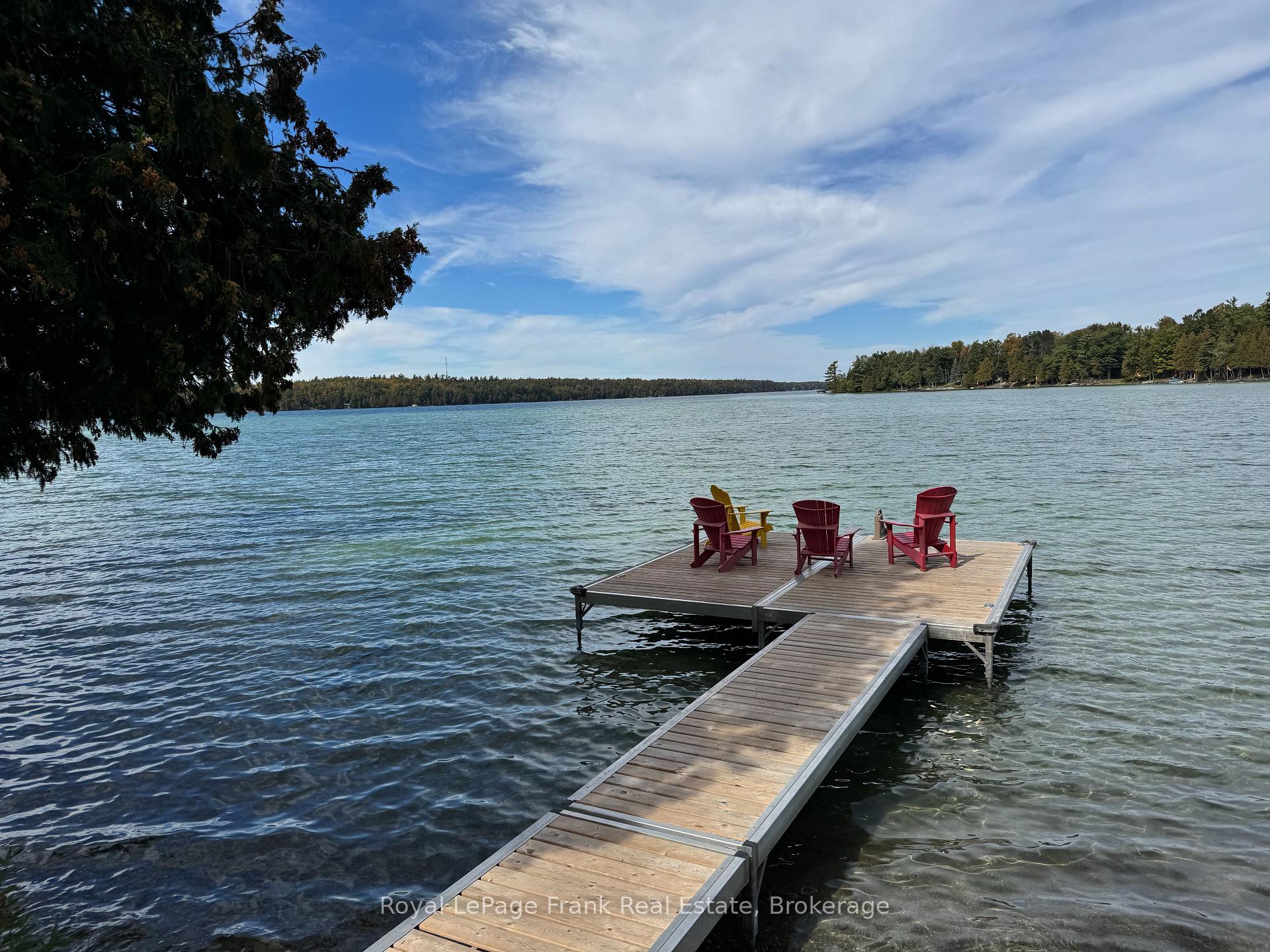 Photo of 1187 Lakehurst Road